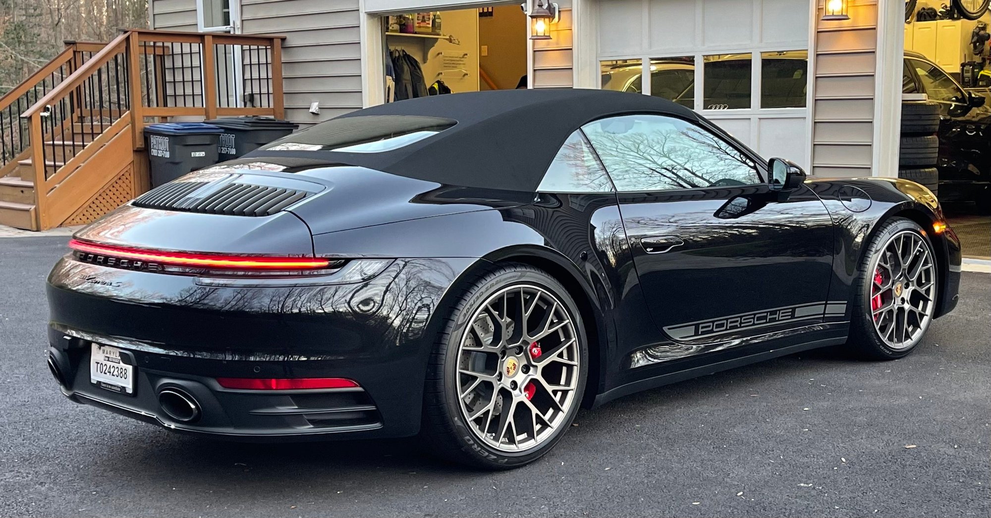 2021 Porsche 911 - 2021 Porsche 992S Cabriolet with MANUAL transmission, heavily optioned - Used - VIN WP0B2A09MS248149 - 2,900 Miles - 6 cyl - 2WD - Manual - Convertible - Black - Fairfax Station, VA 22039, United States