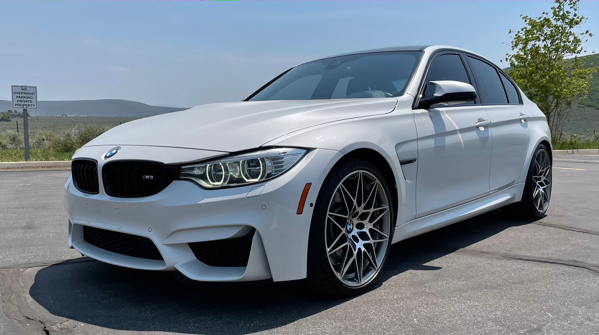 2017 BMW M3 - 2017 BMW M3 Mineral White with Sakir Interior Loaded with Packages - Used - VIN WBS8M9C54H5G84757 - 38,150 Miles - 6 cyl - 2WD - Automatic - Sedan - White - Park City, UT 84098, United States