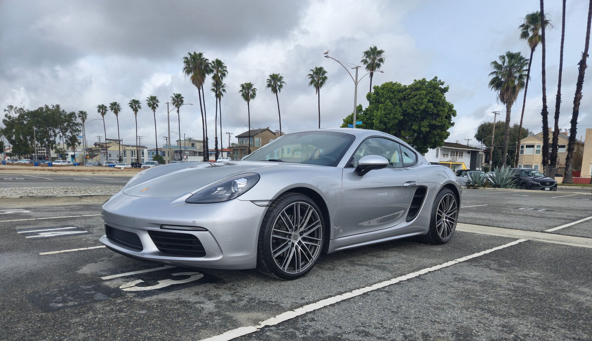 2019 Porsche 718 Cayman - 2019 Cayman Base Model - Used - VIN WP0AA2A81KS260688 - 21,825 Miles - 4 cyl - 2WD - Automatic - Coupe - Silver - Long Beach, CA 90803, United States