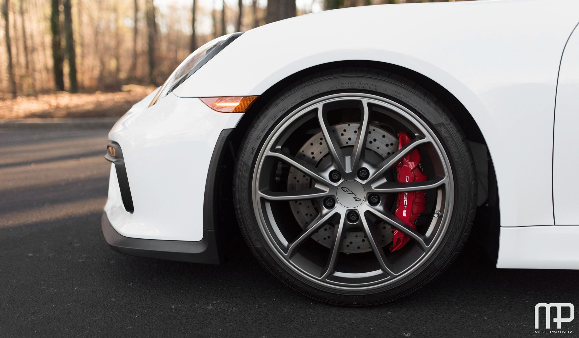 2016 Porsche Cayman GT4 - 2016 Porsche Cayman GT4 - Used - VIN WP0AC2A86GK197749 - 825 Miles - 6 cyl - 2WD - Manual - Coupe - White - Atlanta, GA 30360, United States