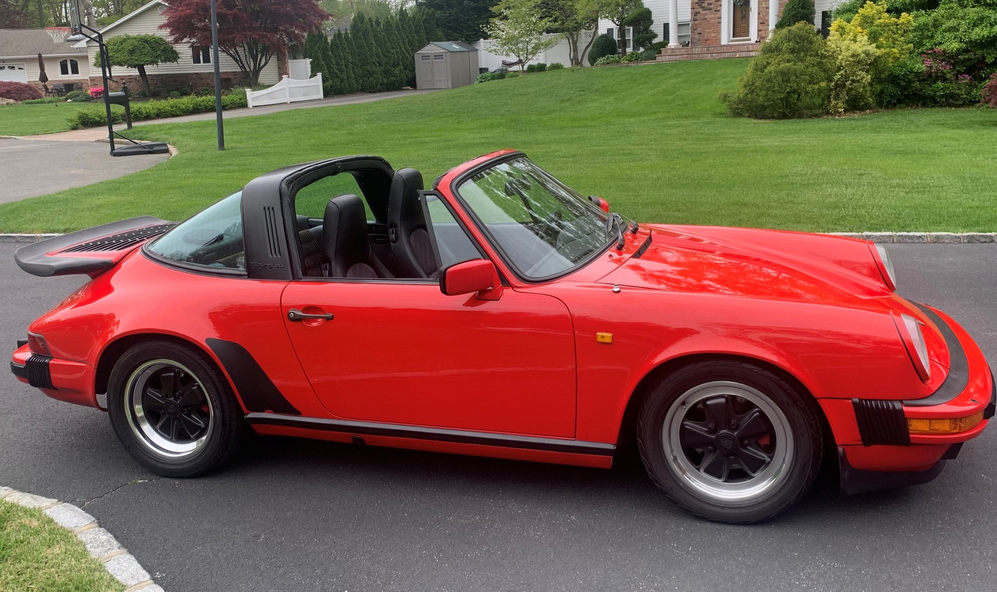 1984 Porsche 911 - 1984 ROW 911 Targa - Used - VIN WP0ZZZ91ZES140631 - 140,000 Miles - 6 cyl - 2WD - Manual - Coupe - Red - Commack, NY 11725, United States