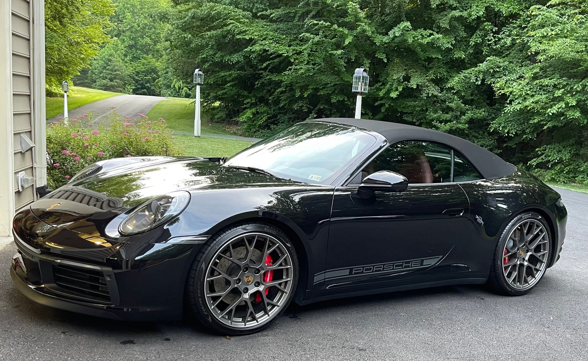 2021 Porsche 911 - 2021 Porsche 992S Cabriolet with MANUAL transmission, heavily optioned - Used - VIN WP0B2A09MS248149 - 2,900 Miles - 6 cyl - 2WD - Manual - Convertible - Black - Fairfax Station, VA 22039, United States