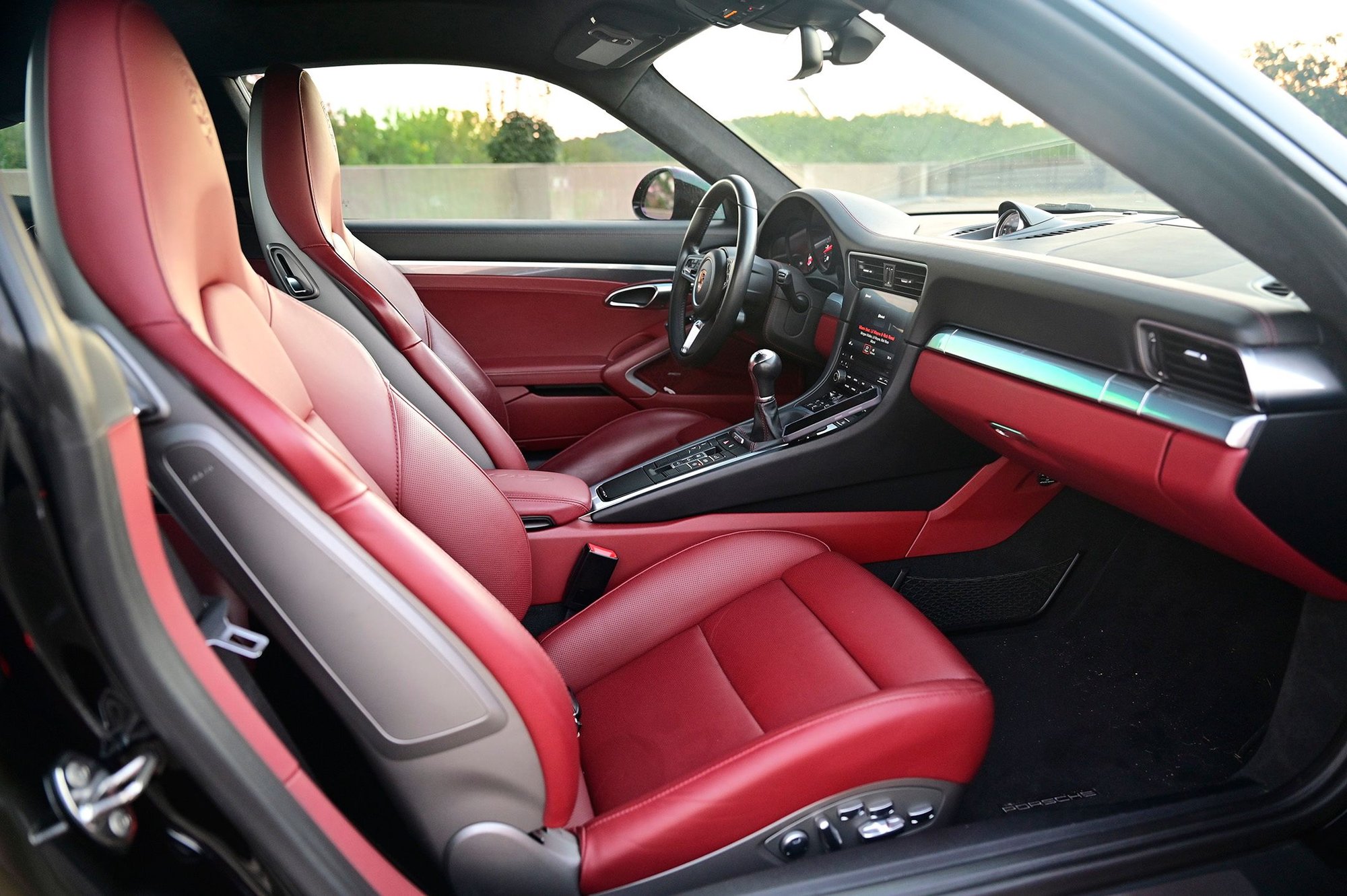 2017 Porsche 911 - 2017 Porsche 911 991.2 - Carrera S - 7 Speed Manual - Black - Used - VIN WP0AB2A95HS123865 - 37,500 Miles - 6 cyl - 2WD - Manual - Coupe - Black - Minneapolis, MN 55431, United States