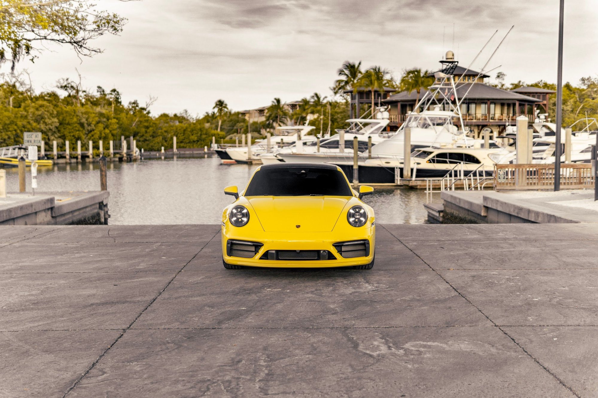 2021 Porsche 911 - 2021 Porsche 992 C2S Highly Specd - Used - VIN WP0AB2A94MS222266 - 6,070 Miles - 6 cyl - 2WD - Automatic - Coupe - Yellow - Naples, FL 34119, United States