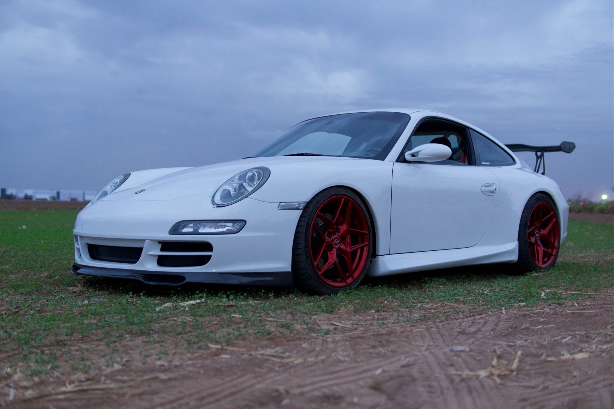 2006 Porsche 911 - Modified 2006 C2S 997.1 6spd - Used - VIN WP0AB29936S742997 - 6 cyl - 2WD - Manual - Coupe - White - Gilbert, AZ 85298, United States