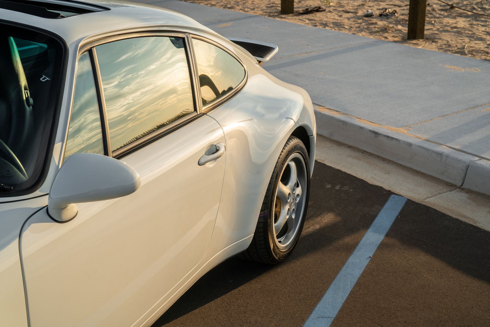 1995 Porsche 911 - 1995 993 Carrera Six-Speed One-Owner - Used - VIN Wpoaa2997ss322771 - 37,526 Miles - 6 cyl - 2WD - Manual - Coupe - White - West Olive, MI 49460, United States