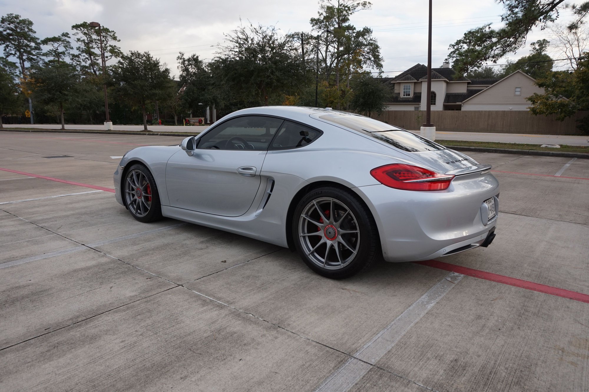 2014 Porsche Cayman - 2014 981 Cayman S 6MT - PSE - Sport Chrono - Sport Seats - Used - VIN WP0AB2A84EK192050 - 51,329 Miles - 6 cyl - 2WD - Manual - Coupe - Silver - Houston, TX 77024, United States