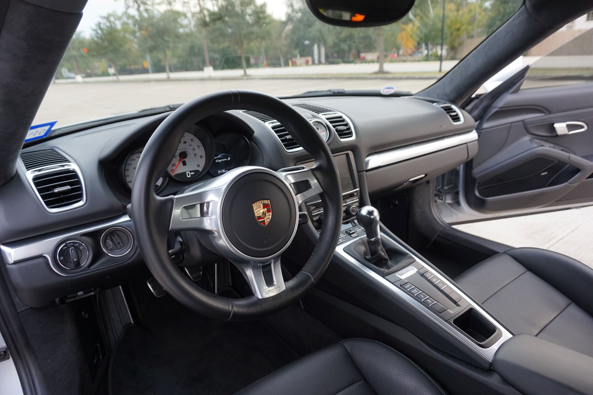 2014 Porsche Cayman - 2014 981 Cayman S 6MT - PSE - Sport Chrono - Sport Seats - Used - VIN WP0AB2A84EK192050 - 51,329 Miles - 6 cyl - 2WD - Manual - Coupe - Silver - Houston, TX 77024, United States