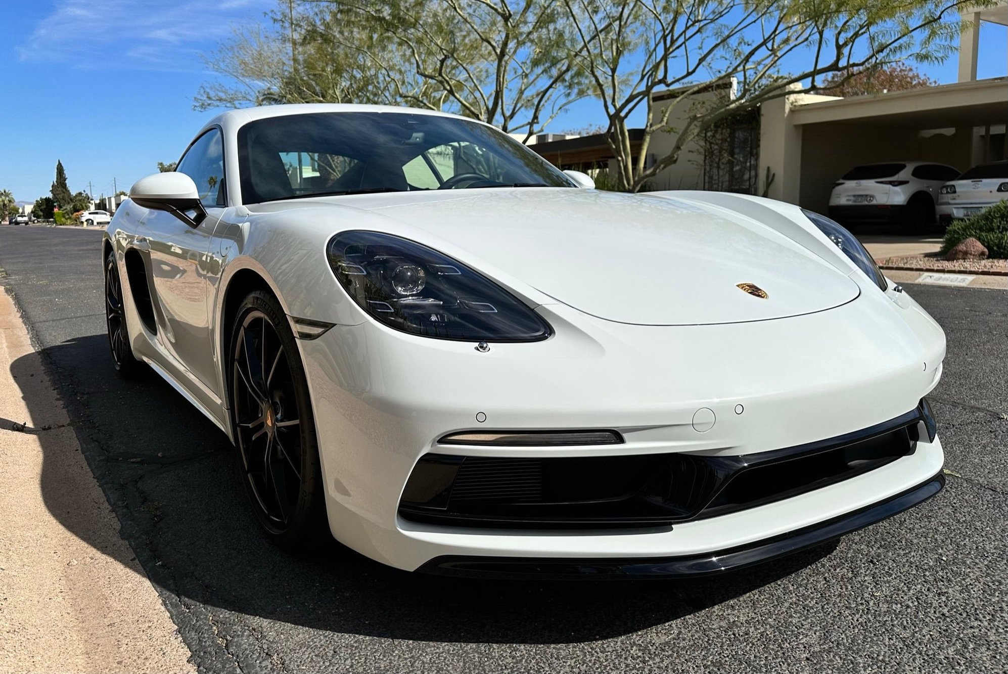 2019 Porsche 718 Cayman - 2019 718 Cayman 7K Miles, Awesome spec including black/chalk FULL leather int - Used - VIN WP0AA2A82KS260781 - 7,008 Miles - 4 cyl - 2WD - Automatic - Coupe - White - Scottsdale, AZ 85251, United States