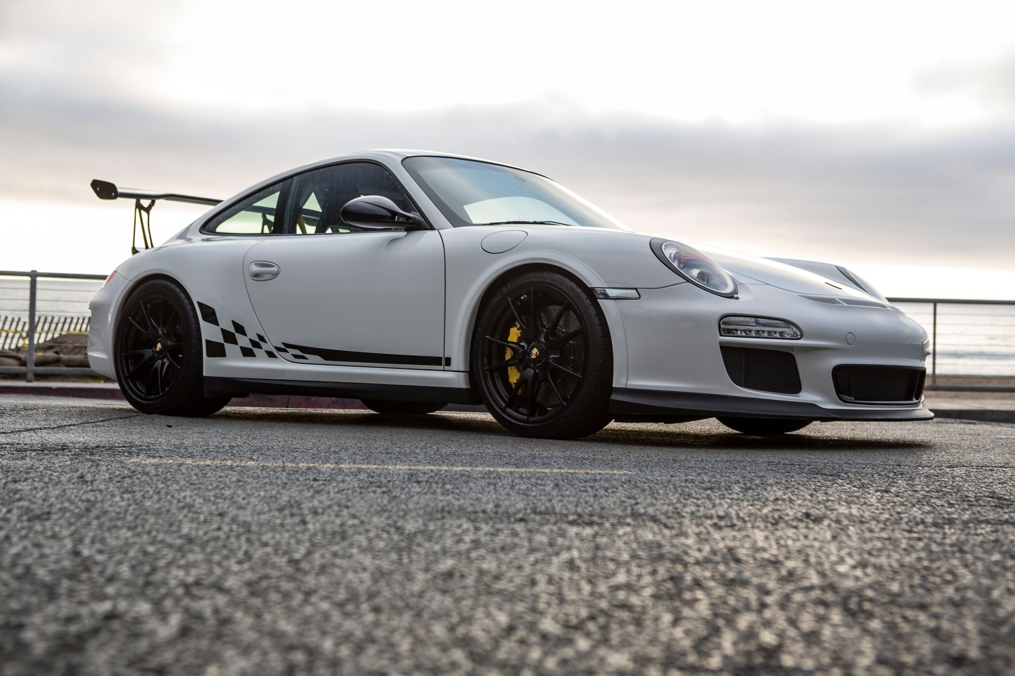 2011 Porsche GT3 - 2011 Porsche GT3RS White/Black **PCCB, BUCKET SEATS, DZL CUSTOMIZATION** - Used - VIN WP0AC2A92BS783558 - 15,850 Miles - 6 cyl - 2WD - Manual - Coupe - White - La Canada-Flintridge, CA 91011, United States