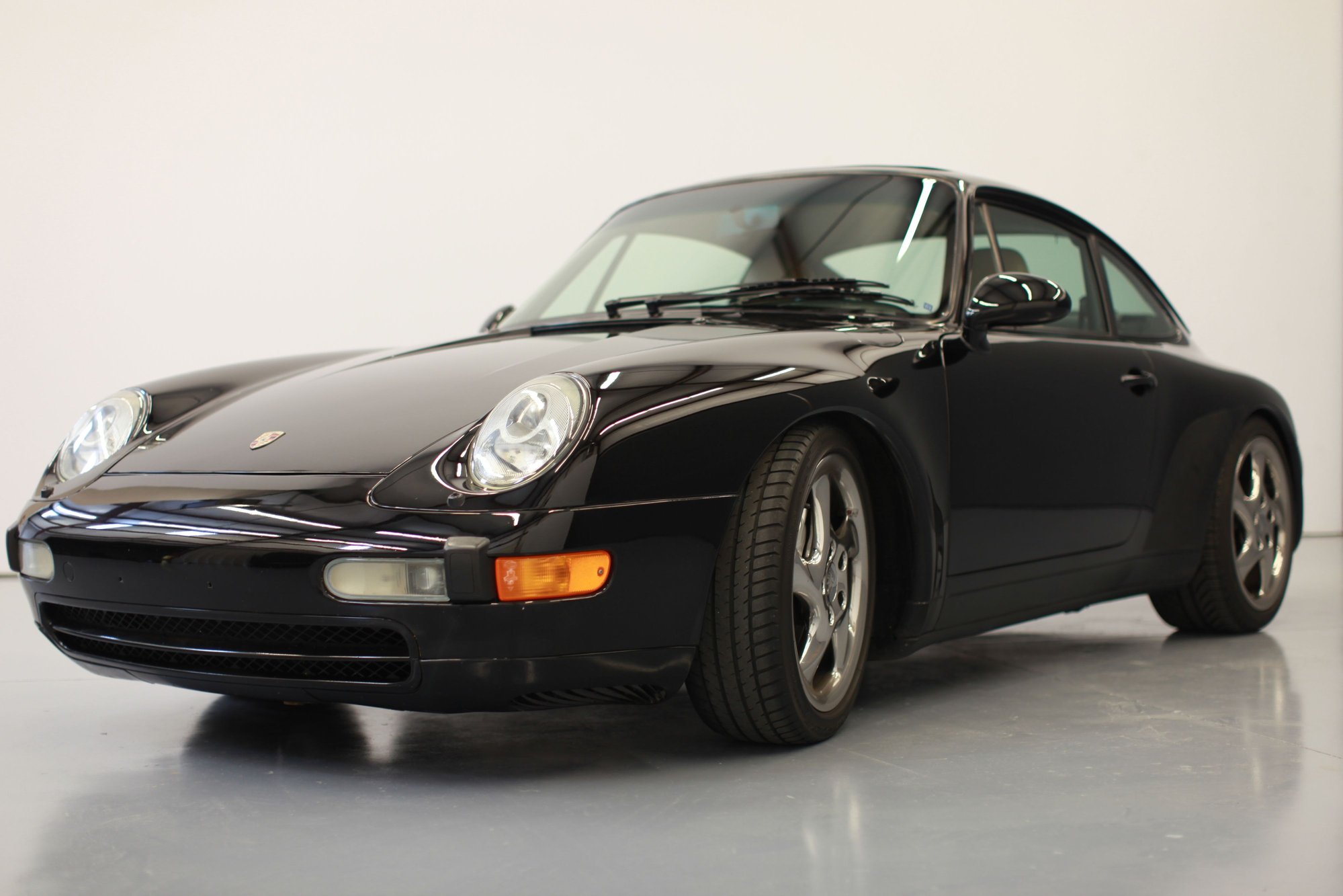 1995 Porsche 911 - 1995 993 Carrera 4 - Black/Tan - 33K Miles - Used - VIN WP0AA299XSS323820 - 33,391 Miles - 6 cyl - AWD - Manual - Coupe - Black - Nashville, TN 37211, United States