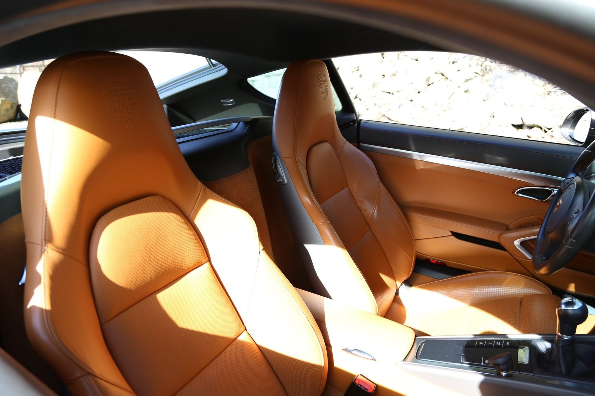 2015 Porsche Cayman - 2015 981 Cayman GTS - 6-Speed Manual, PTV, 18-Way Seats - Used - VIN WP0AB2A82FK184594 - 36,000 Miles - 6 cyl - 2WD - Manual - Coupe - Brown - Sherwood, OR 97140, United States