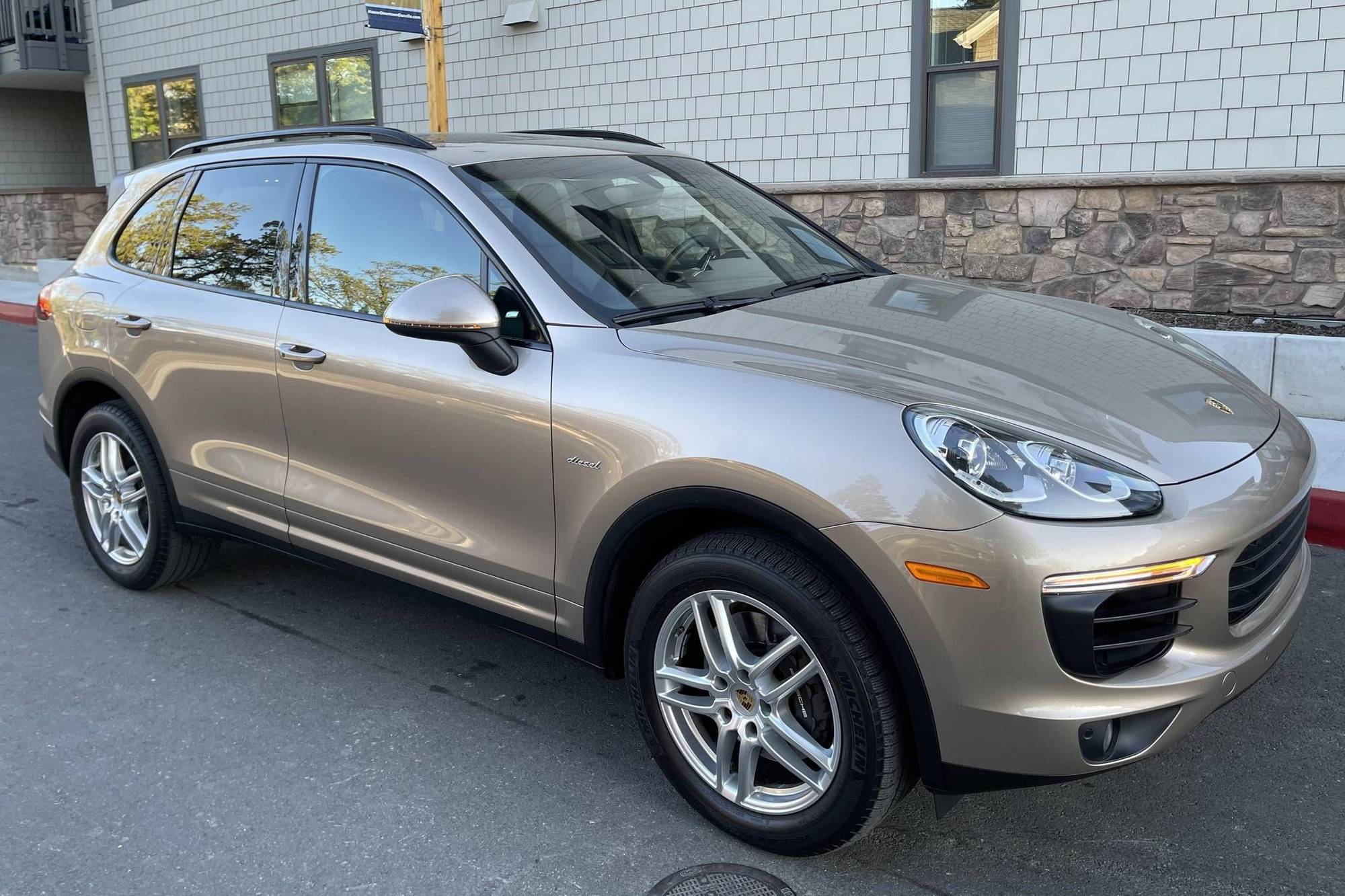 2016/2015 Porsche Cayenne Diesel Low Mileage, Brown/Gold/Umber Rennlist Porsche Discussion