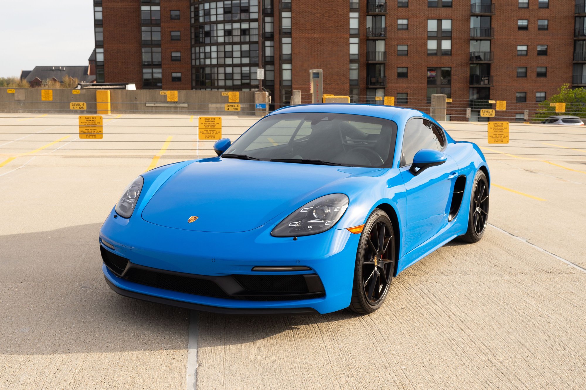 2022 Porsche 718 - 2022 Porsche 718 Cayman GTS 4.0 PDK — Shark Blue — 15k Miles — Extra Wheels - Used - VIN WP0AD2A82NS268262 - 15,270 Miles - 6 cyl - 2WD - Automatic - Coupe - Blue - Arlington Heights, IL 60004, United States