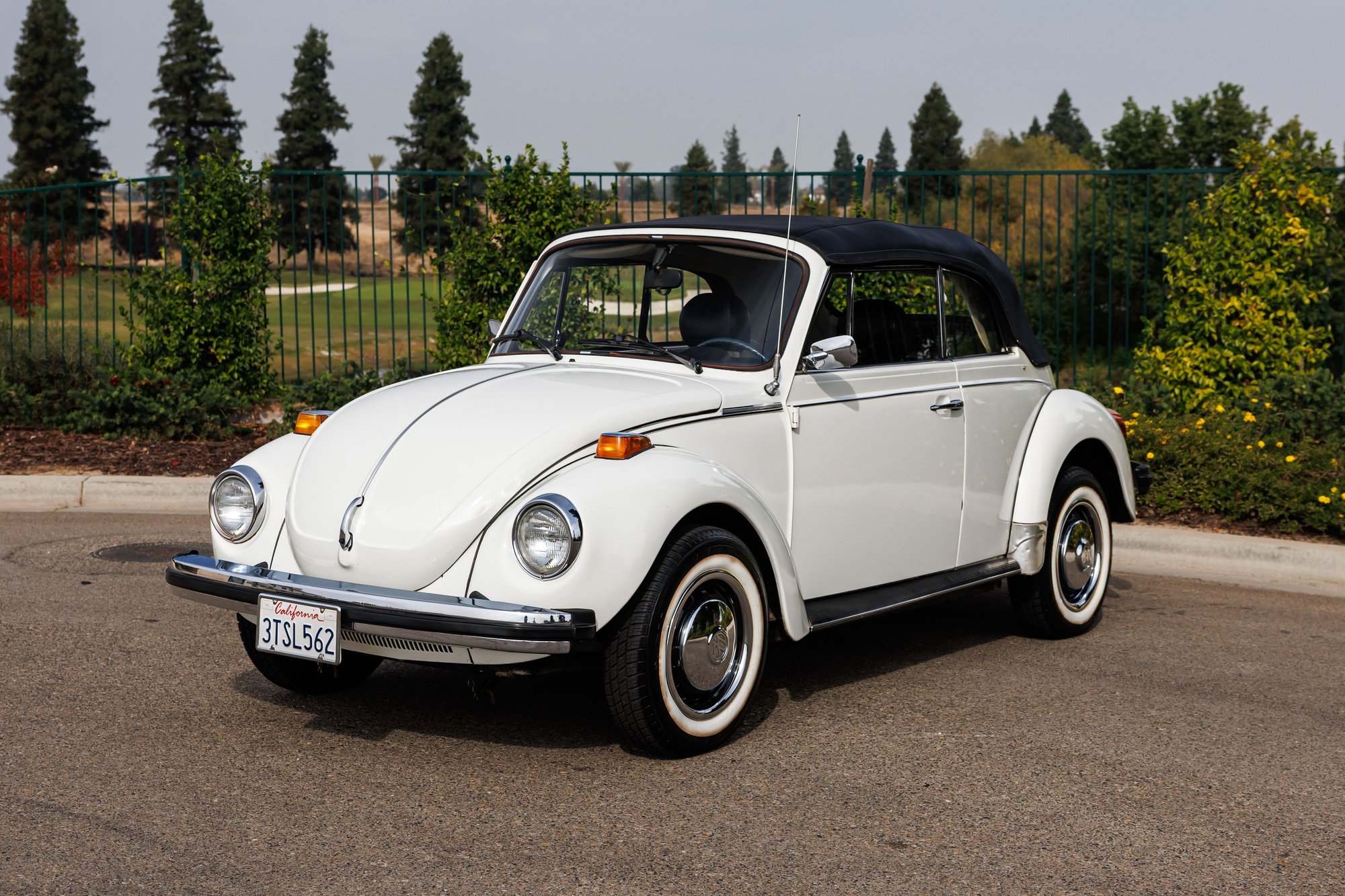 1978 Volkswagen Super Beetle - 1978 Volkswagen super beetle convertible - Used - Fresno, CA 93720, United States