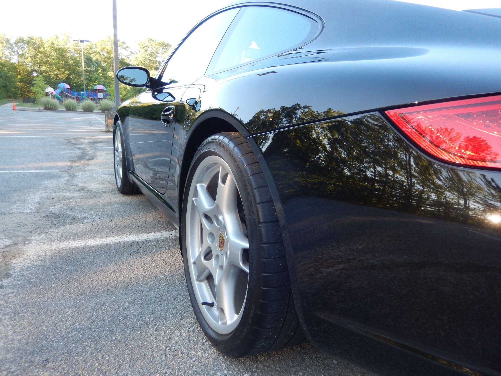2006 Porsche 911 - 2006 Porsche Carrera S - Exceptional Condition - Used - VIN WPOAB29986S744261 - 6 cyl - 2WD - Manual - Coupe - Black - Signal Mountain, TN 37377, United States