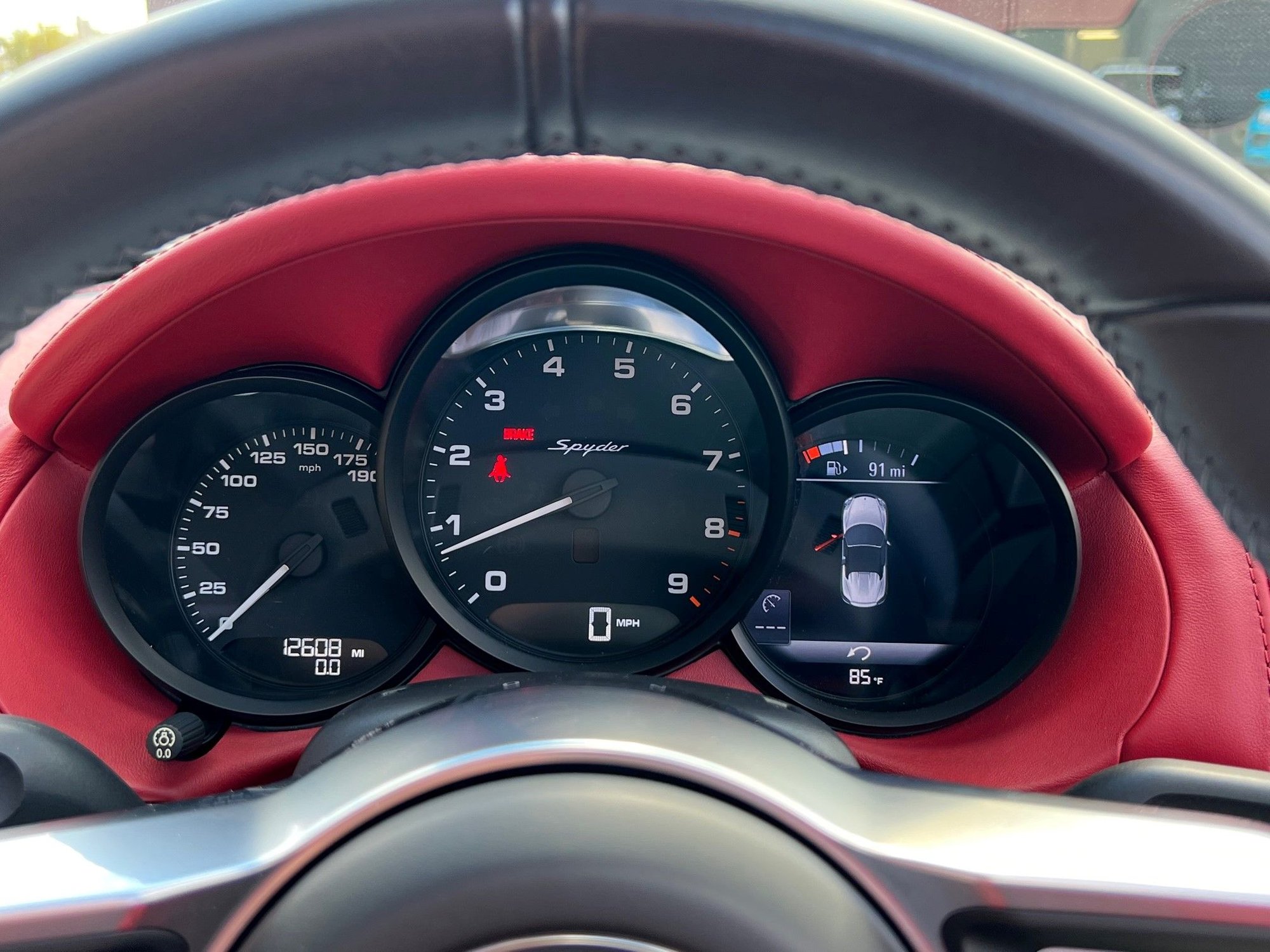 2016 Porsche Boxster - 2016 GT Silver Boxster Spyder (STUNNING SPEC!) - Used - VIN WP0CC2A87GS152618 - 12,608 Miles - Houston, TX 77090, United States