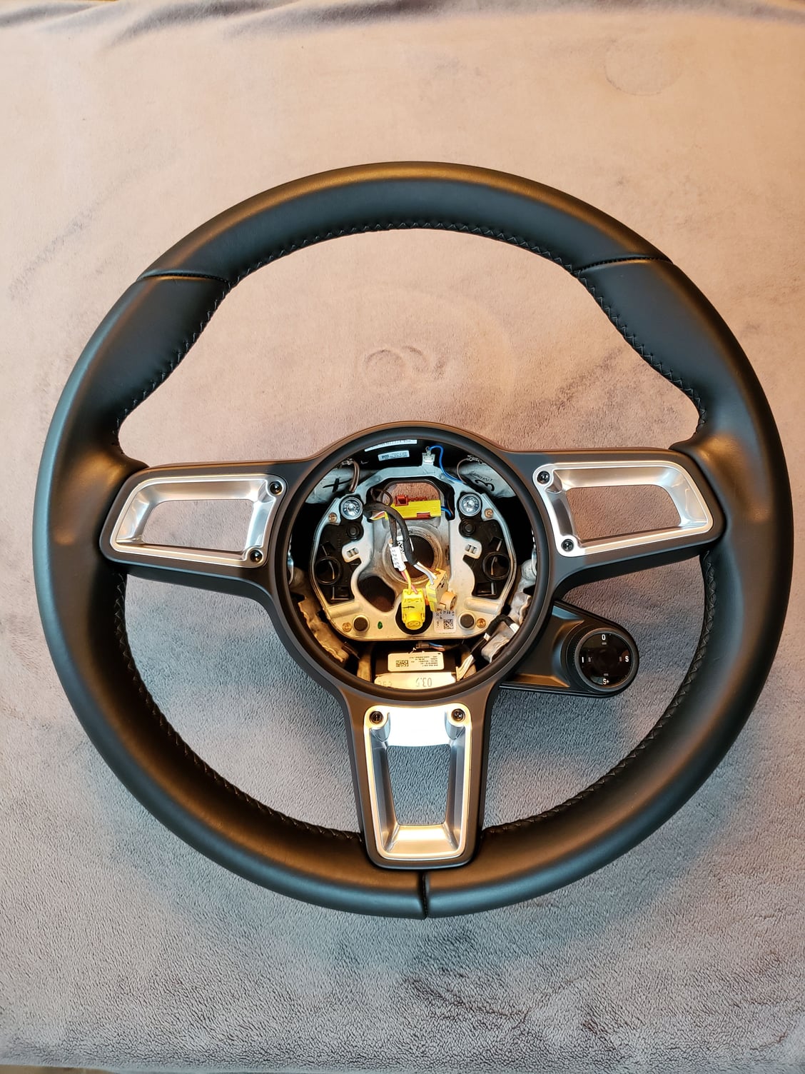 Steering/Suspension - Porsche GT Sport Steering Wheel Manual Black Leather 991.2 991 718 987 997 - Used - 2009 to 2019 Porsche 911 - 2009 to 2019 Porsche Boxster - 2009 to 2019 Porsche Cayman - Renton, WA 98059, United States