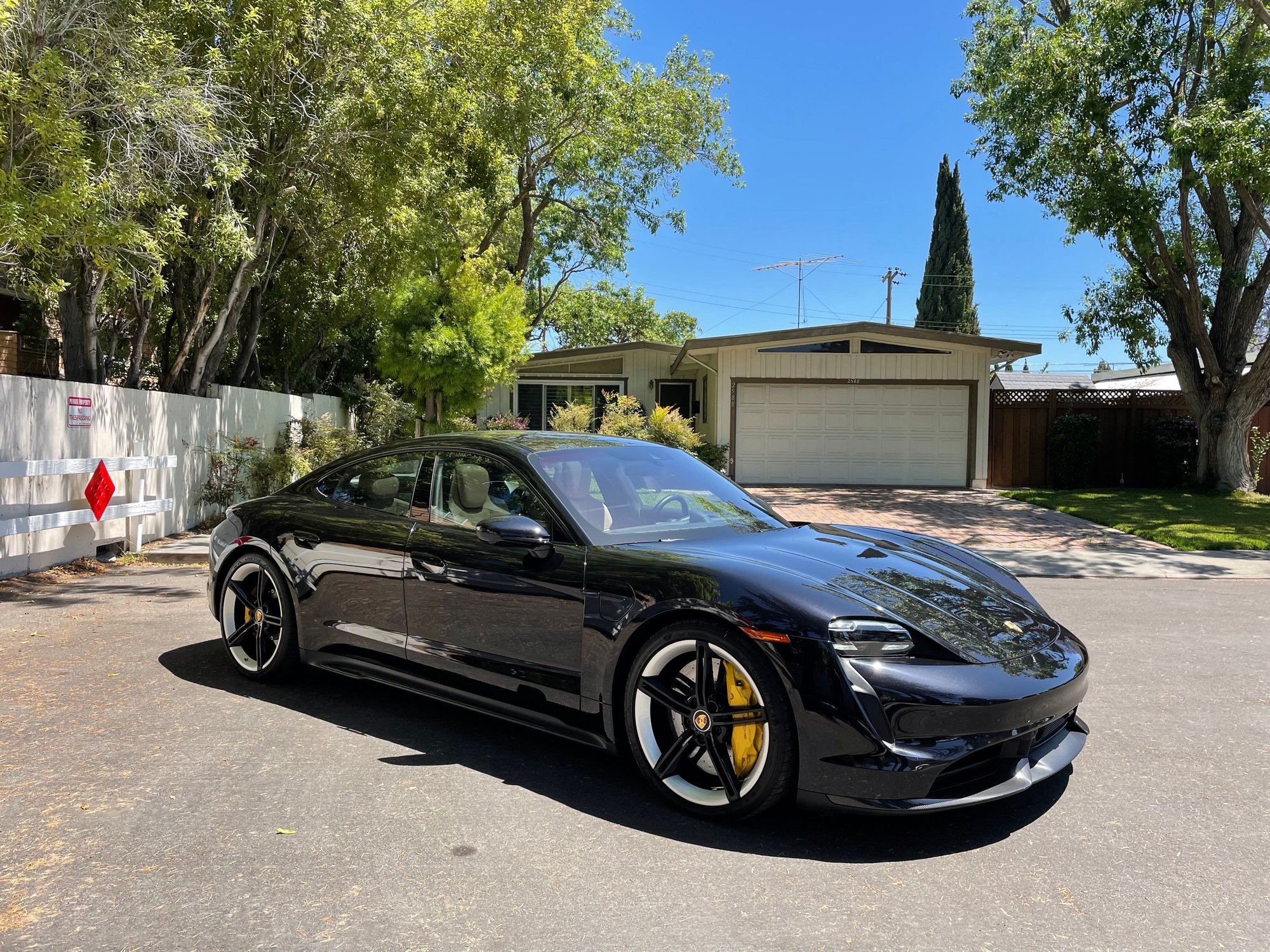 2020 Porsche Taycan - 2020 Porsche Taycan Turbo S - Used - VIN WP0AC2Y13LSA70429 - 2,700 Miles - Mountain View, CA 94043, United States