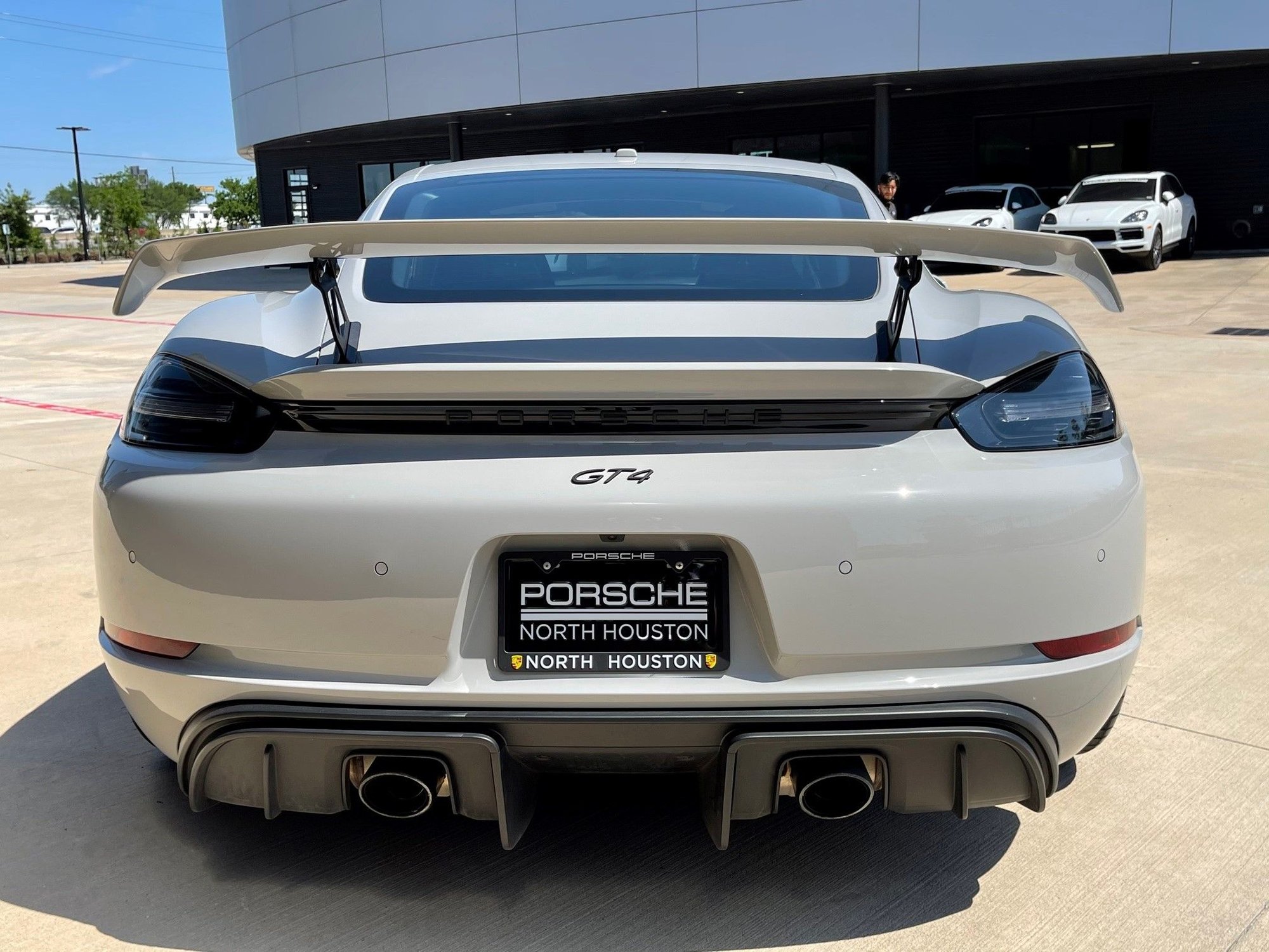 2020 Porsche 718 Cayman - 2020 718 GT4 (CHALK) - Used - VIN WP0AC2A83LK289153 - 3,607 Miles - 6 cyl - 2WD - Manual - Coupe - Other - Houston, TX 77090, United States