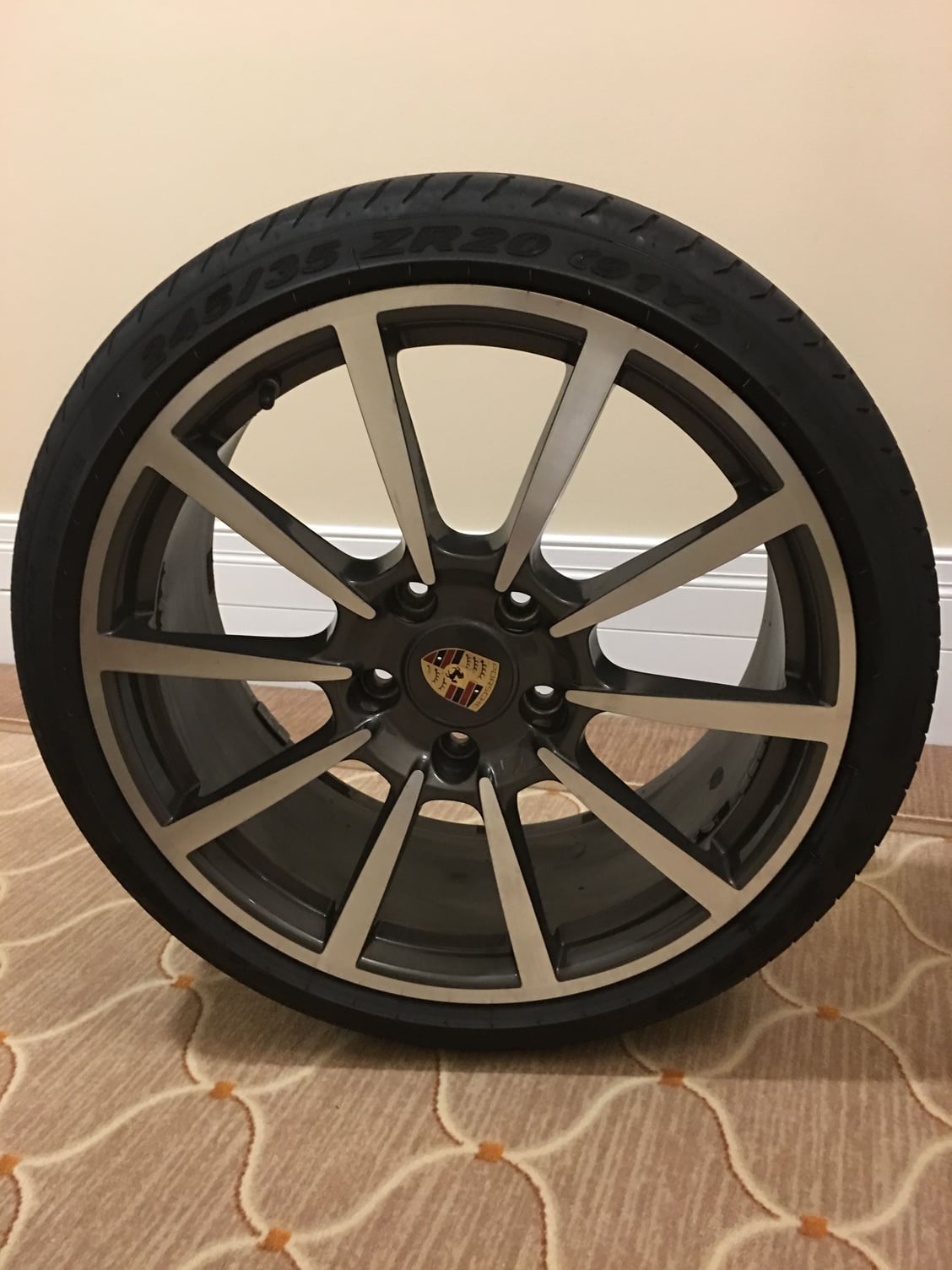 Wheels and Tires/Axles - Set of 991 Carrera Classic Wheels Tires (incl center caps & TPMS) - Used - 2012 to 2018 Porsche 911 - Philadelphia, PA 19103, United States