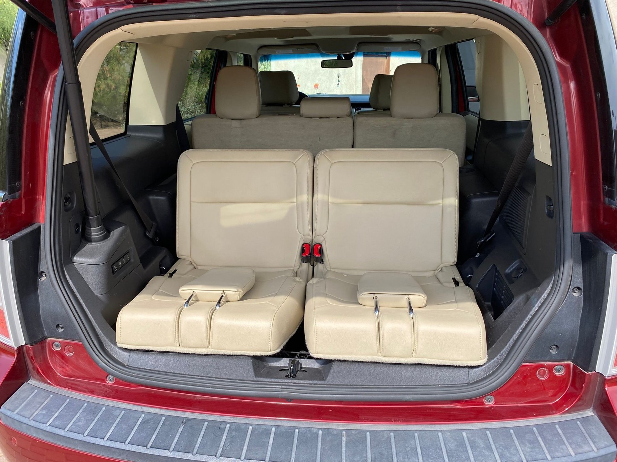 2014 Ford Flex - 2014 Ford Flex Limited - Used - VIN 2fmgk5d85ebd25637 - 109,000 Miles - 6 cyl - 2WD - Automatic - SUV - Red - Tucson, AZ 85718, United States