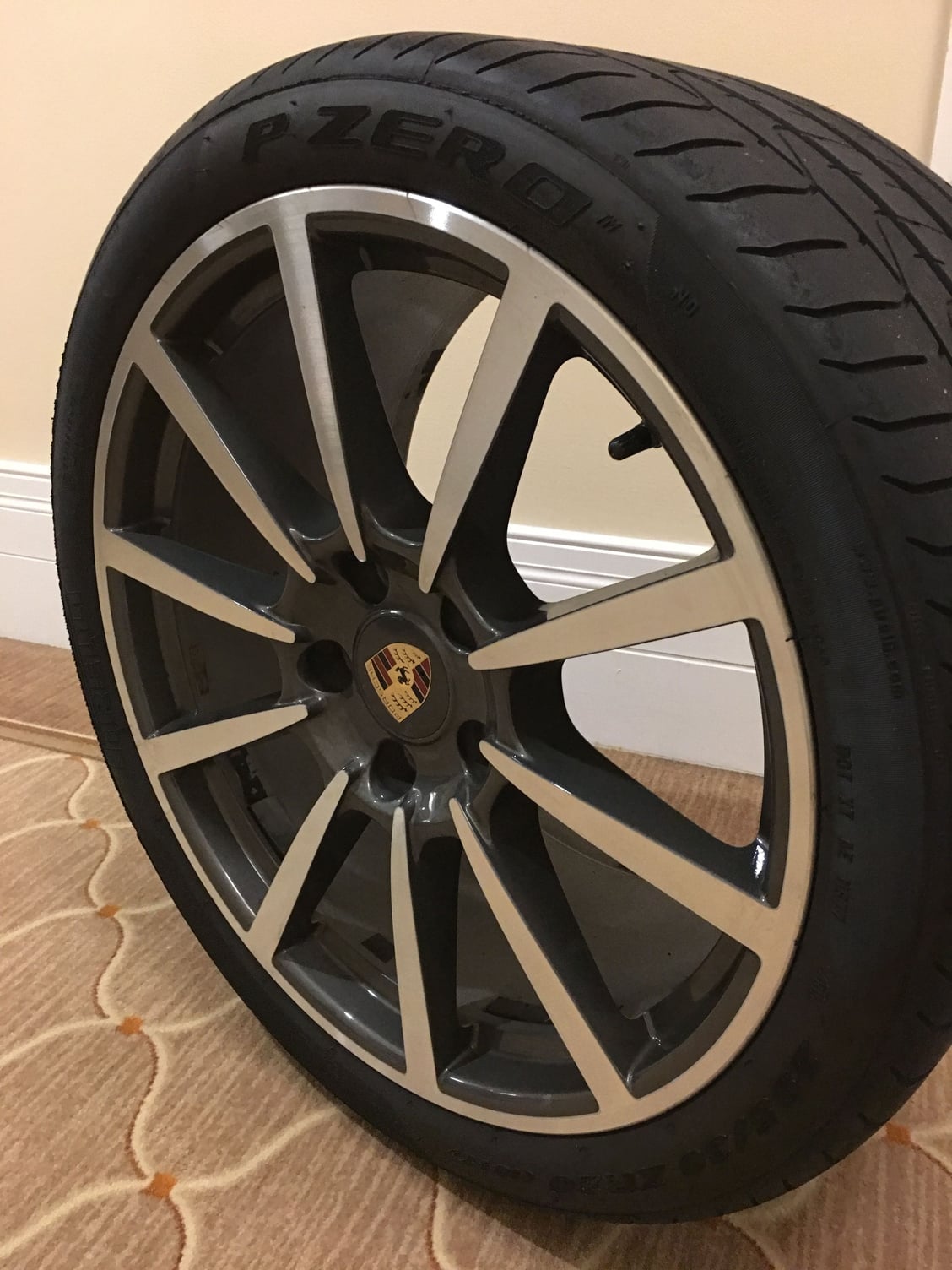 Wheels and Tires/Axles - Set of 991 Carrera Classic Wheels Tires (incl center caps & TPMS) - Used - 2012 to 2018 Porsche 911 - Philadelphia, PA 19103, United States