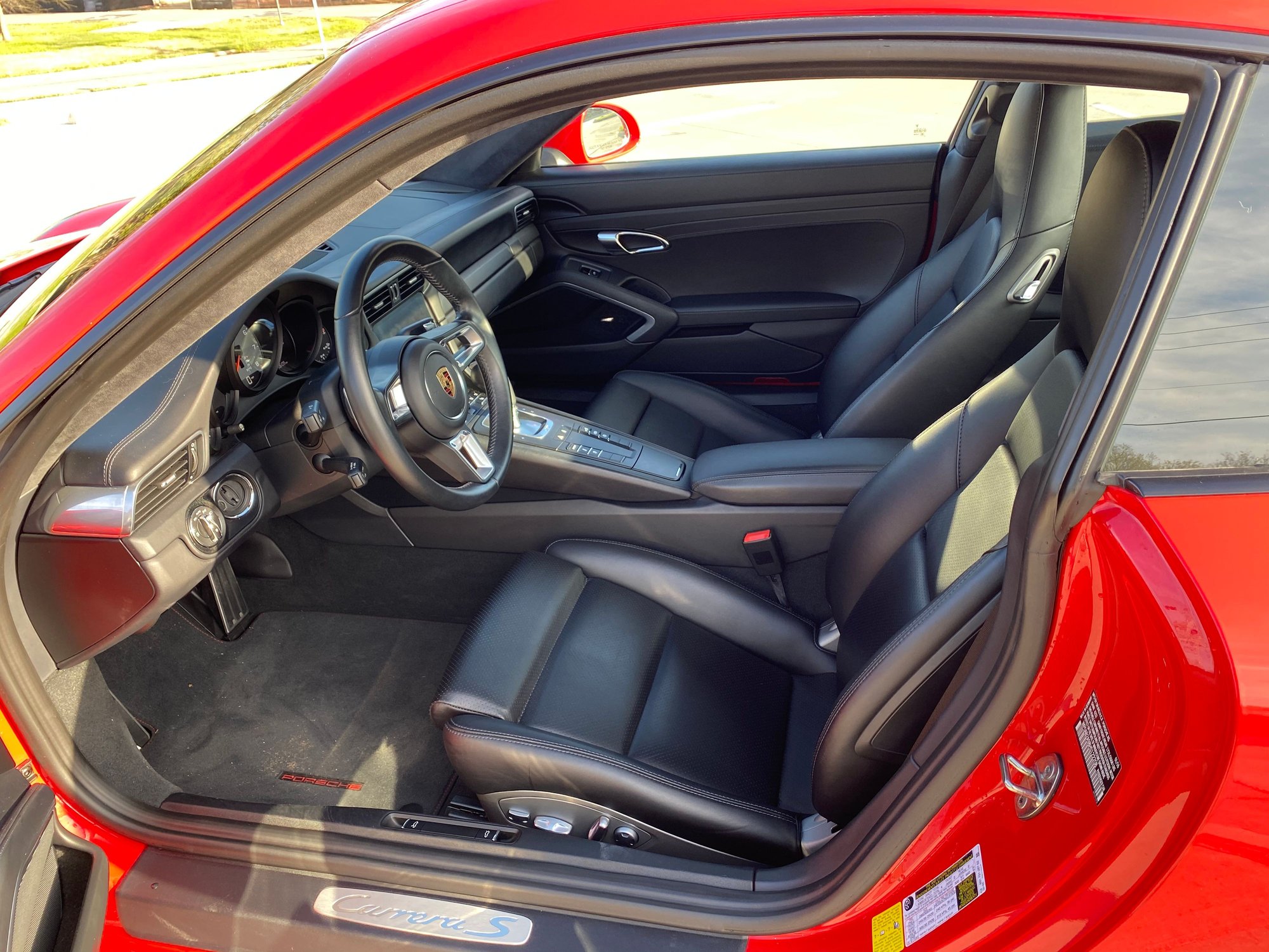 2017 Porsche 911 - 2017 991.2 Carrera S - low mileage - Used - VIN WP0AB2A98HS122208 - 10,259 Miles - 6 cyl - 2WD - Automatic - Coupe - Red - Dallas, TX 75229, United States