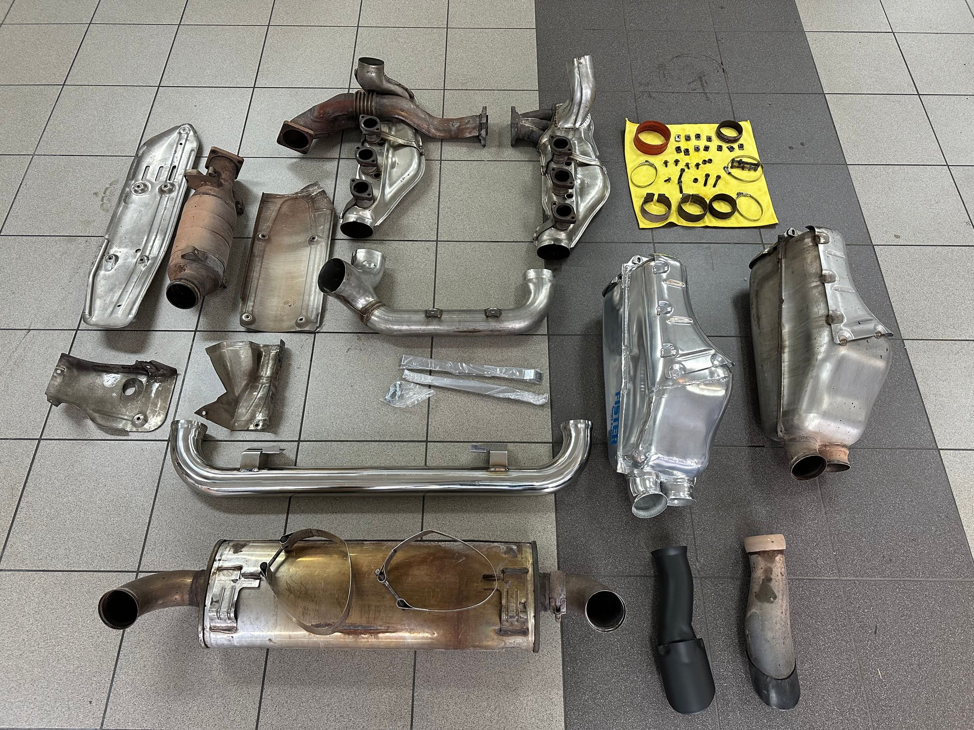 Engine - Exhaust - 964 Complete Exhaust system with Fister Secondary and Cup Pipe - Used - 1989 to 1994 Porsche 911 - New York, NY 10305, United States