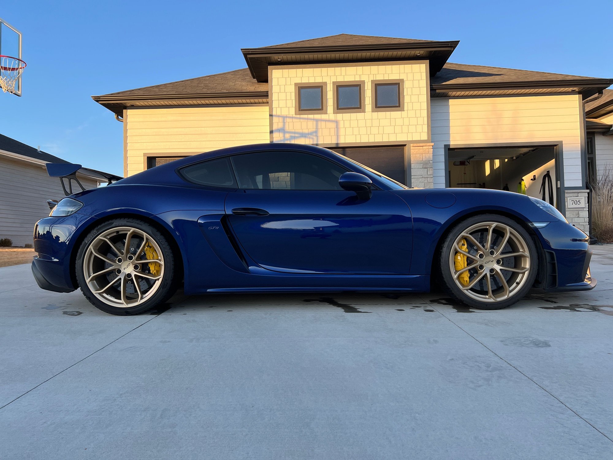 2020 Porsche 718 Cayman - 2020 Gentian Blue 718 GT4 $138,650 MSRP 6MT - Used - VIN WP0AC2A84LK289176 - 6,354 Miles - 6 cyl - 2WD - Manual - Coupe - Blue - Dakota Dunes, SD 57049, United States