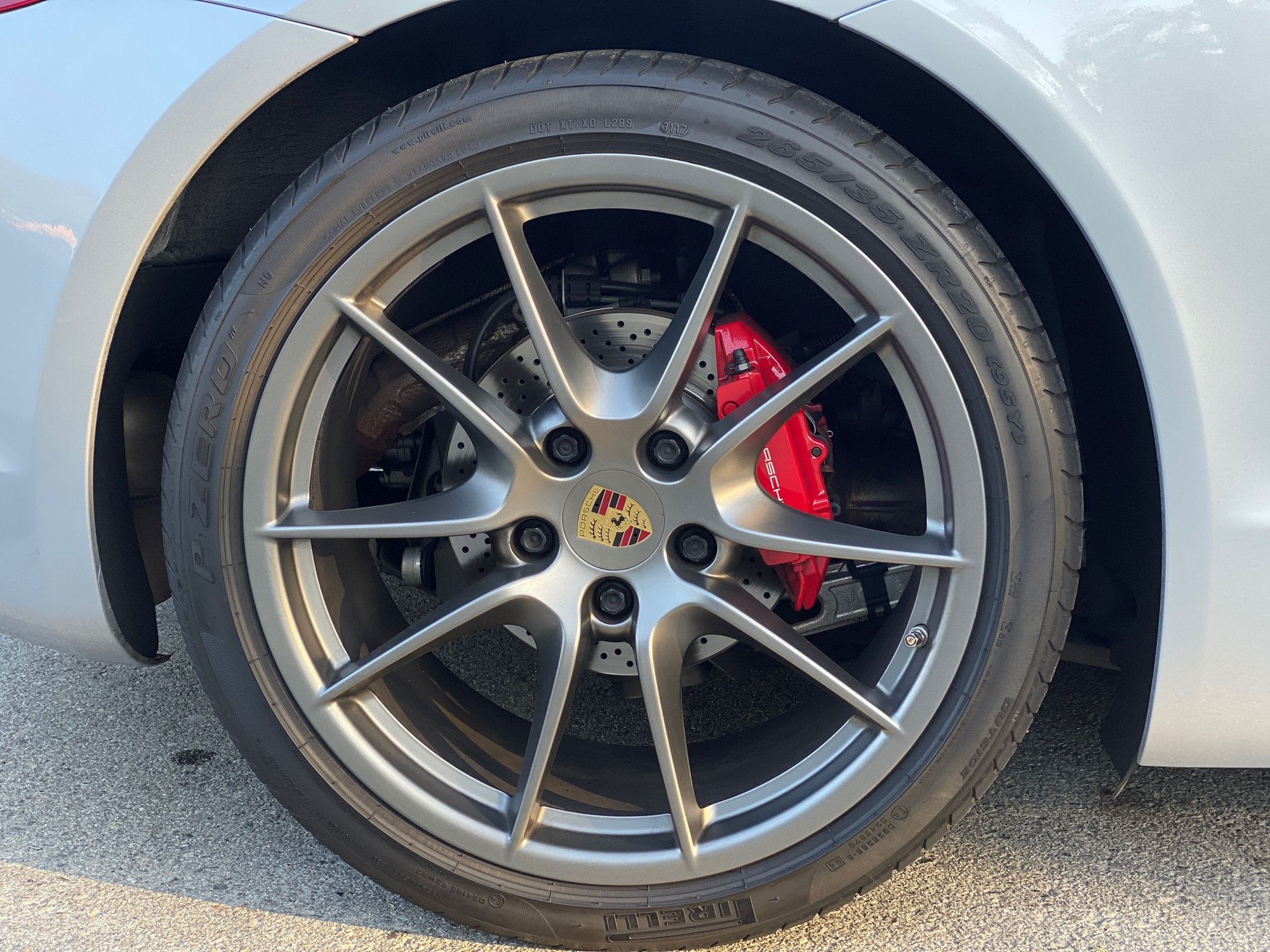 2014 Porsche Cayman - 2014 Cayman S PDK - Used - VIN WP0AB2A89EK192271 - 31,000 Miles - 6 cyl - 2WD - Automatic - Coupe - Silver - Laguna Beach, CA 92651, United States