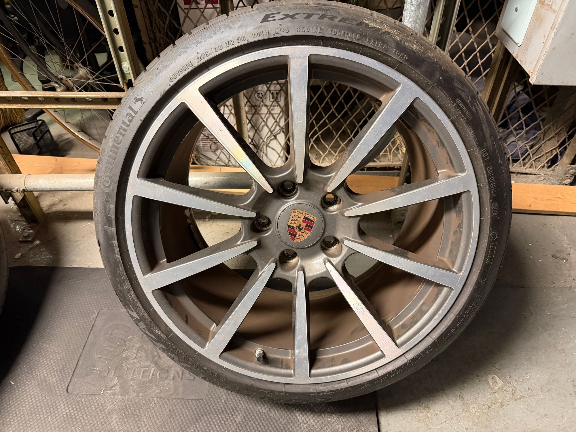Wheels and Tires/Axles - Set of 4 OEM Porsche 911 991 20" Carrera II Wheels Rims C4 C4S Wide Body - Used - 2013 to 2017 Porsche 911 - New York, NY 10010, United States