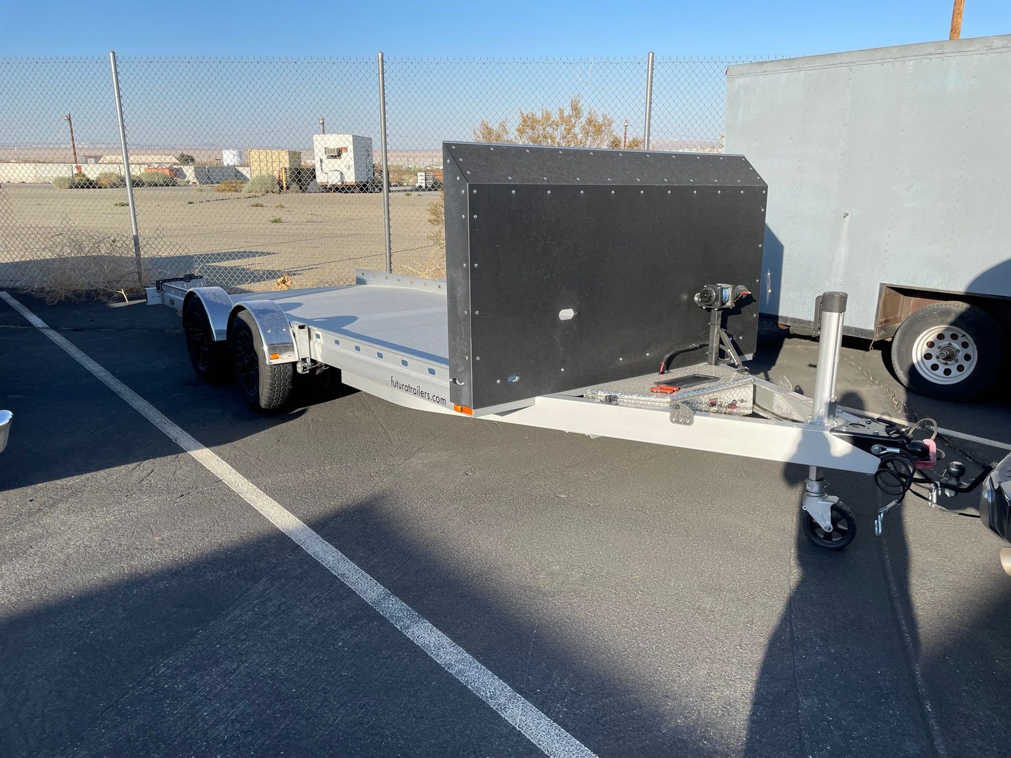 Miscellaneous - 2019 Futura Tandem Axle Aluminum Lowering Trailer - Used - 0  All Models - Rosamond, CA 93560, United States