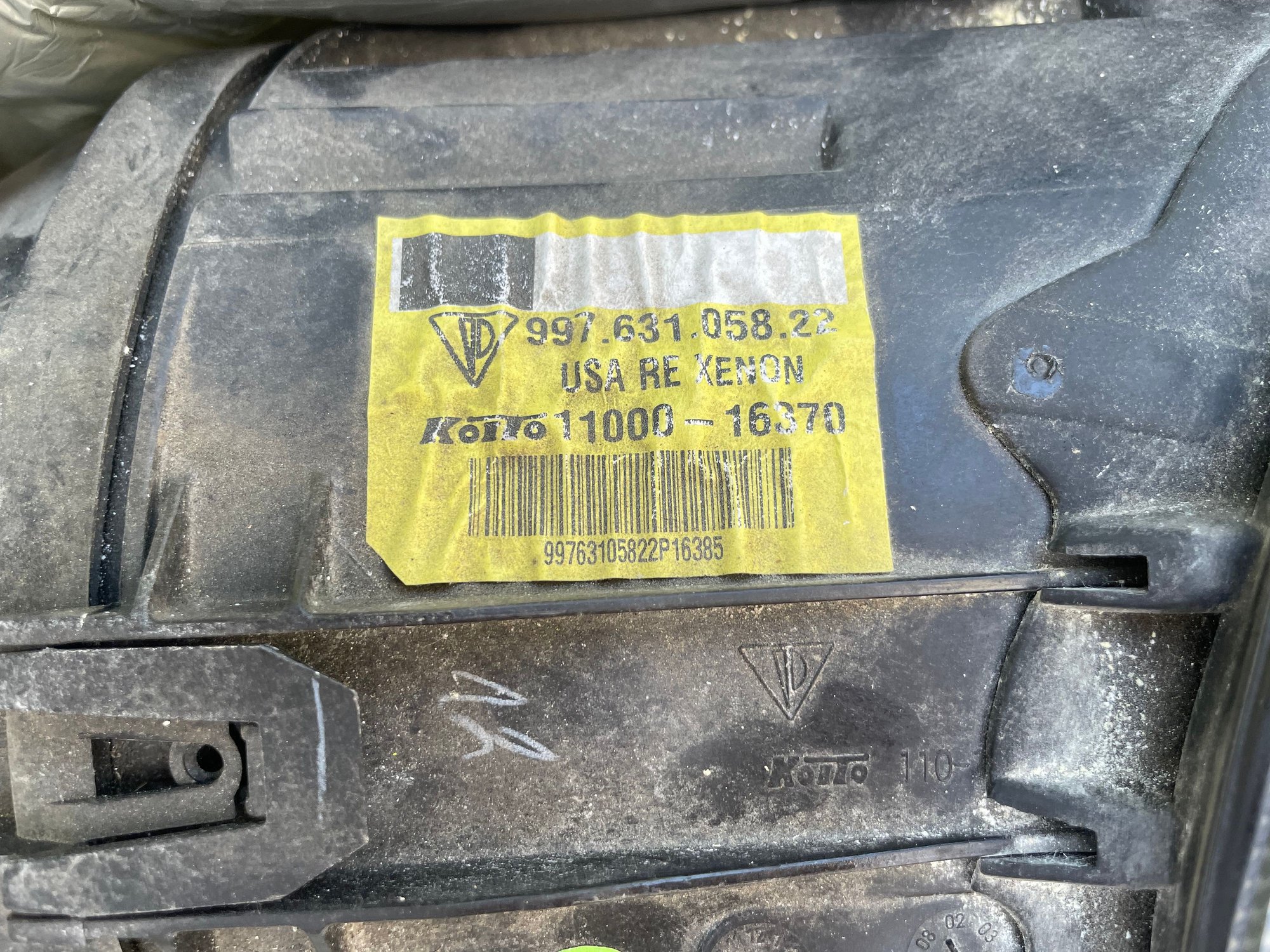 Lights - 997.1 OEM Xenon Headlights full set - Used - 2005 to 2012 Porsche 911 - San Marino, CA 91108, United States