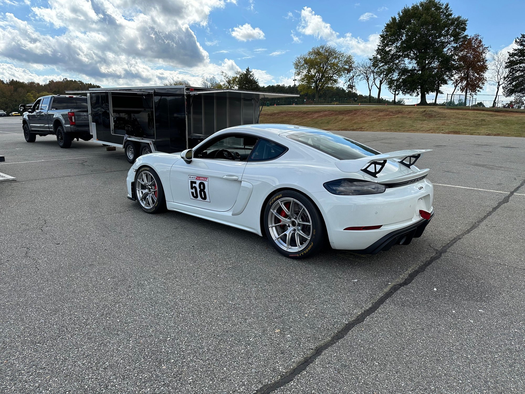 2021 Porsche 718 - 2021 Porsche GT4 For Sale - Used - VIN wpoac2a83mk289350 - 6,500 Miles - 6 cyl - 2WD - Automatic - Coupe - White - Virginia Beach, VA 23451, United States