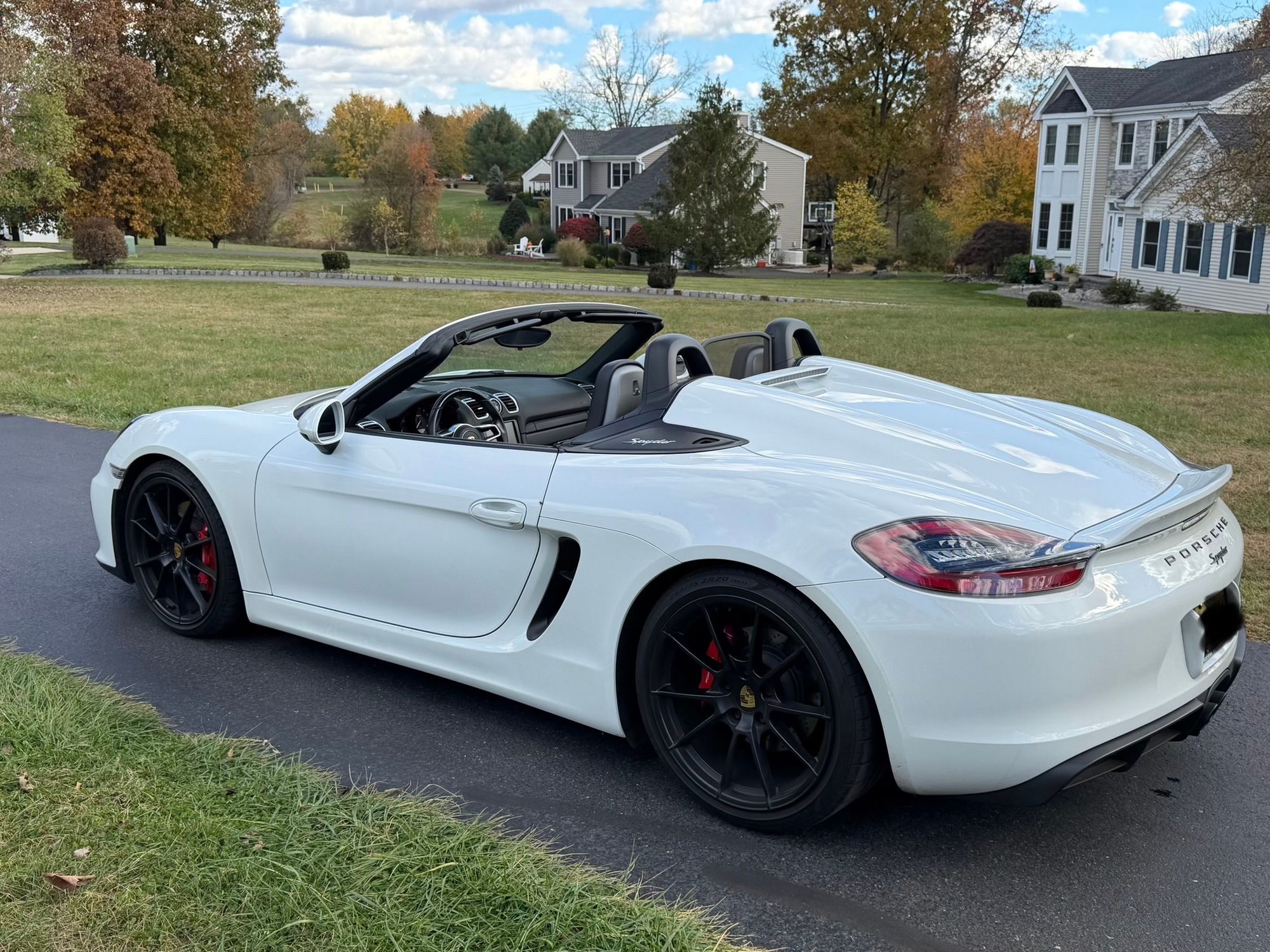 2016 Porsche Boxster - (NJ) 2016 981 Boxster Spyder 11K miles - Used - VIN WP0CC2A89GS152622 - 11,362 Miles - 6 cyl - 2WD - Manual - Convertible - White - Flemington, NJ 08822, United States