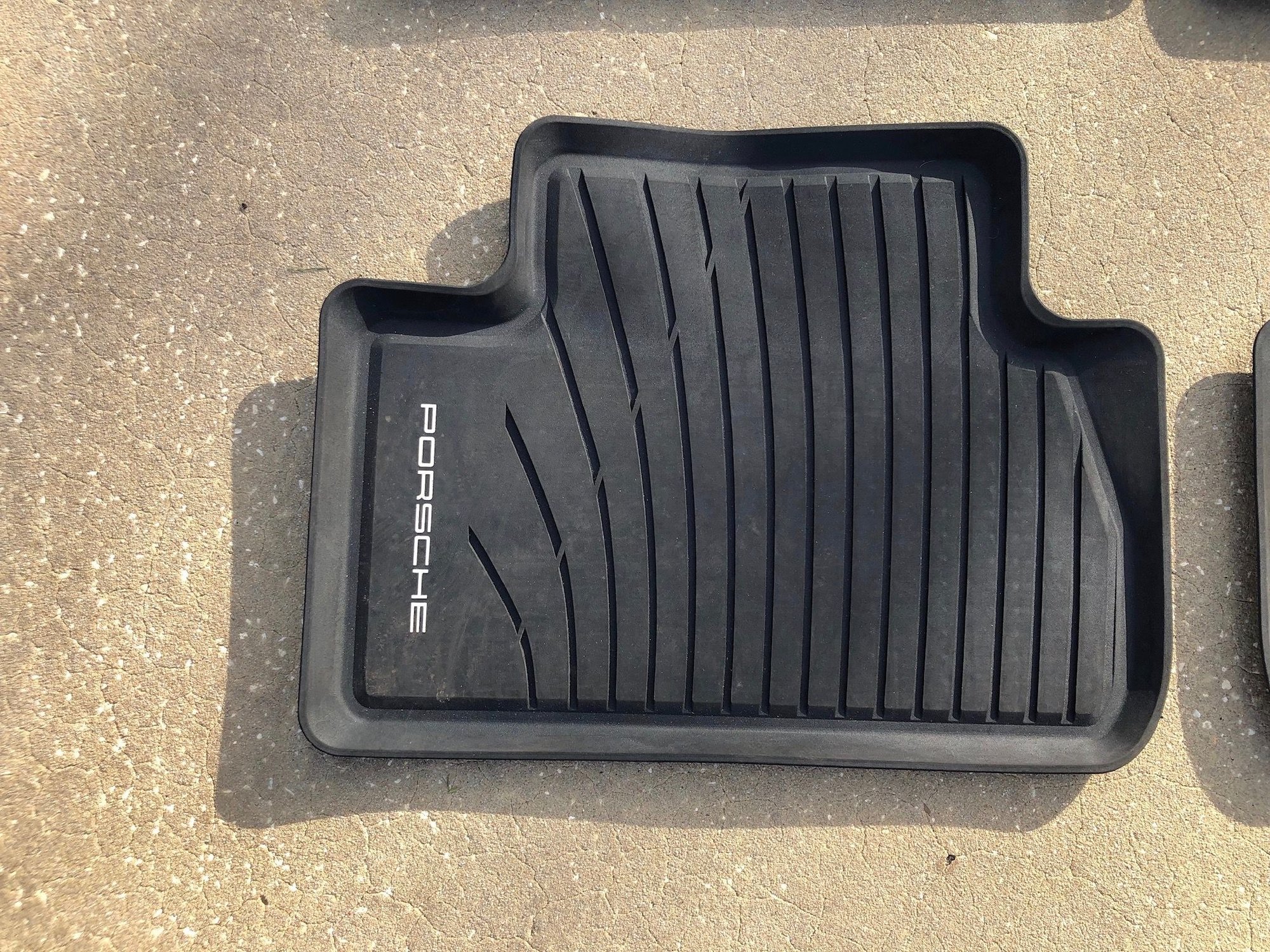 Interior/Upholstery - FS: OEM Porsche Macan All Weather Floor Mats - Used - 2015 to 2019 Porsche Macan - Tampa Bay, FL 34685, United States