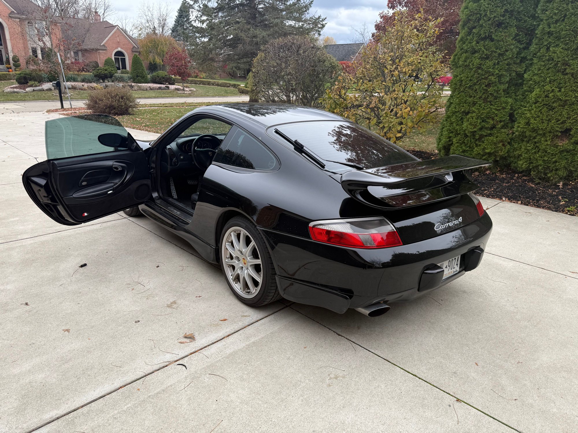 2001 Porsche 911 - FS - 2001 996.1 Carrera 4 (Tiptronic, Factory Aero Kit, Interior Upgrades) - Used - Ann Arbor, MI 48170, United States
