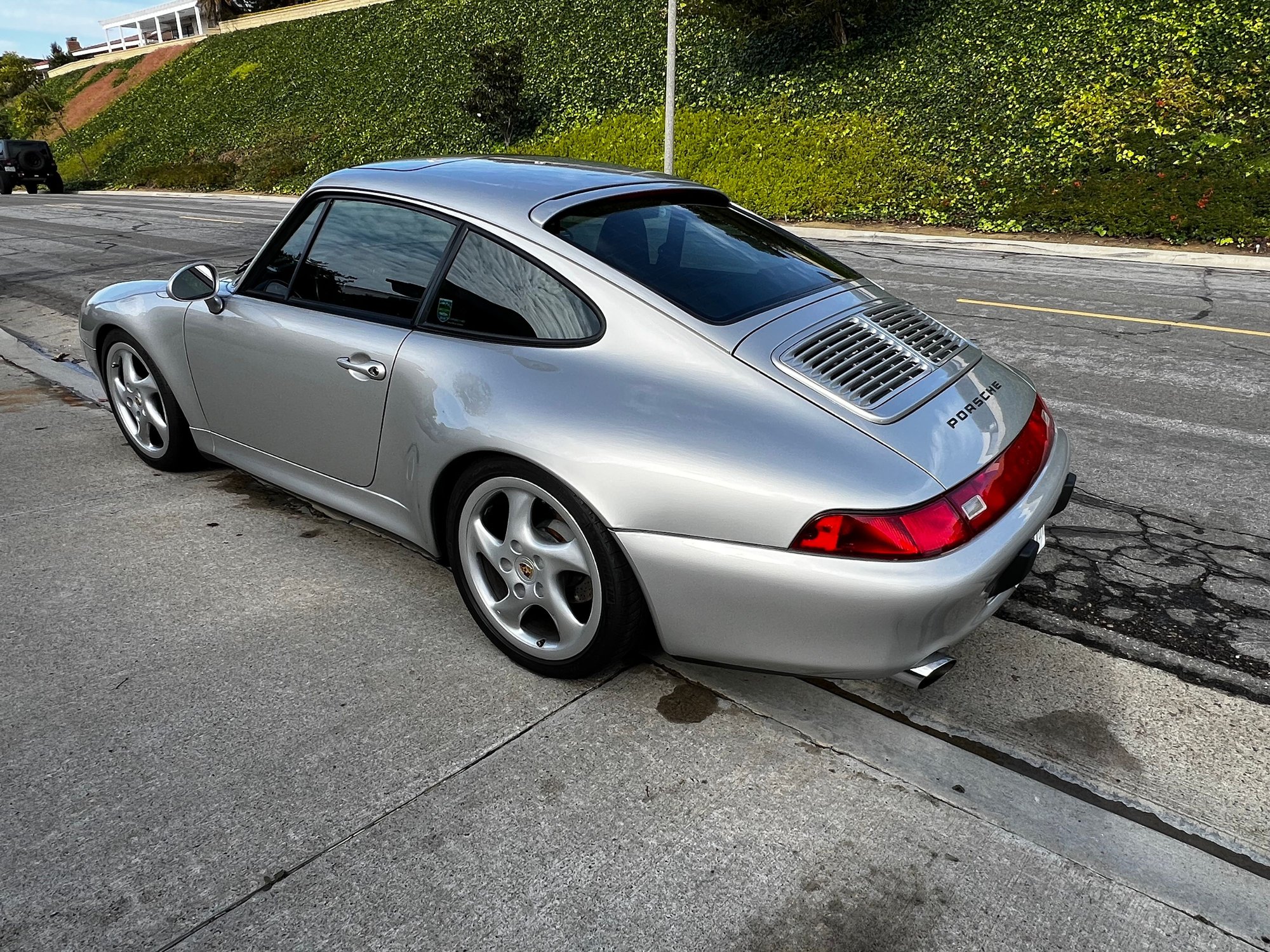 1998 Porsche 911 - 1998 993 C2S Tiptronic 18k miles - Used - VIN Wp0aa299111111111 - 18,600 Miles - Automatic - Silver - Newport Beach, CA 92625, United States