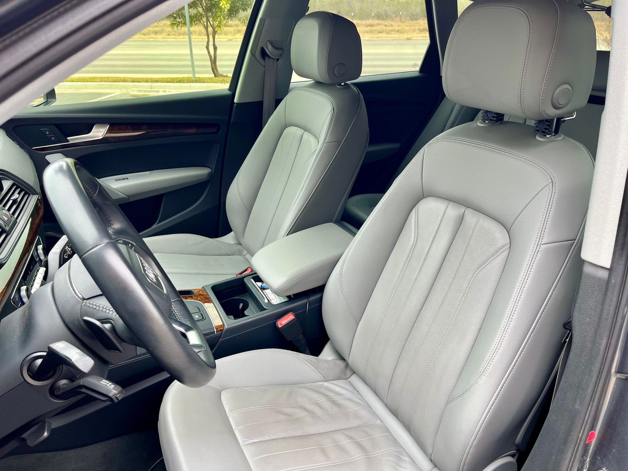 2018 Audi Q5 - CPO 2018 Audi Q5 - Used - VIN WA1ANAFY6J2040480 - 79,300 Miles - Laredo, TX 78041, United States