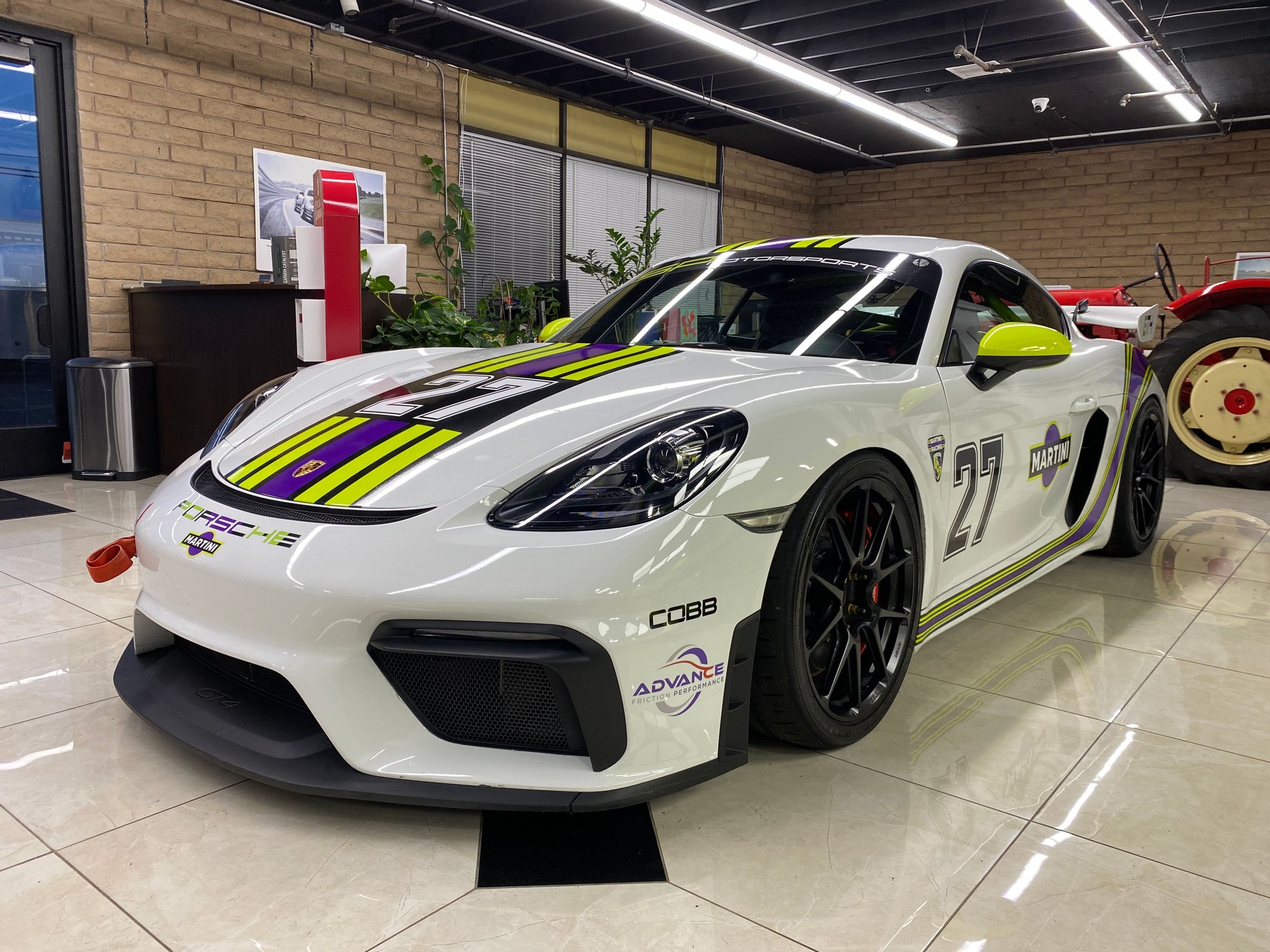 2020 Porsche 718 Cayman - 2020 PORSCHE 718 GT4 MANUAL | 1 OWNER | CLEAN TITLE - Used - VIN WP0AC2A86LK289177 - 11,584 Miles - 6 cyl - 2WD - Manual - Coupe - White - Hayward, CA 94545, United States