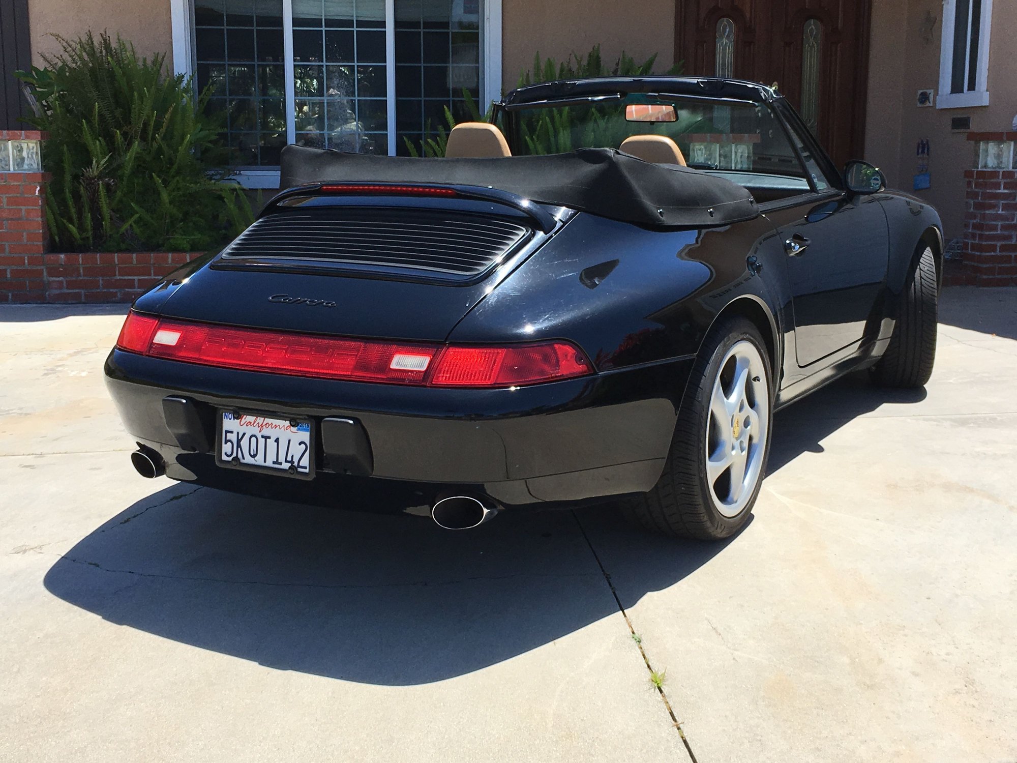 1998 Porsche 911 - 1998 Carrera Cabriolet C2 - Used - VIN WPOCA2992WS340965 - 6 cyl - 2WD - Manual - Convertible - Black - Huntington Beach, CA 92646, United States