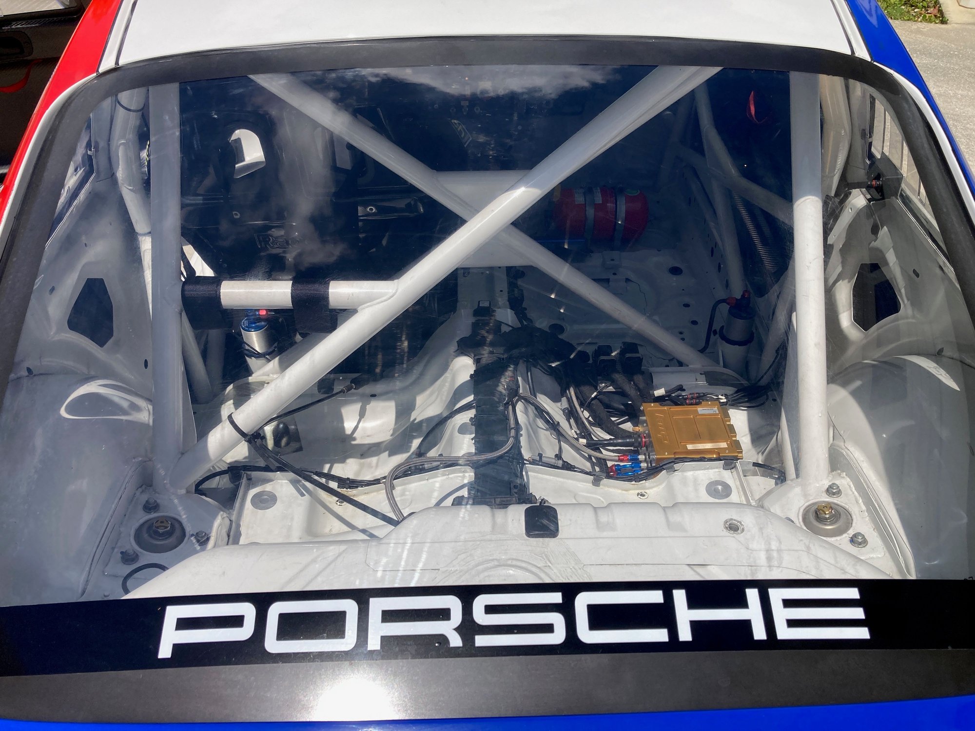 2011 Porsche 911 - 2011 Porsche 997.2 GT3 Cup (4.0L) – $129,000 - Used - VIN WP0ZZZ99ZBS798286 - Fort Myers, FL 33908, United States