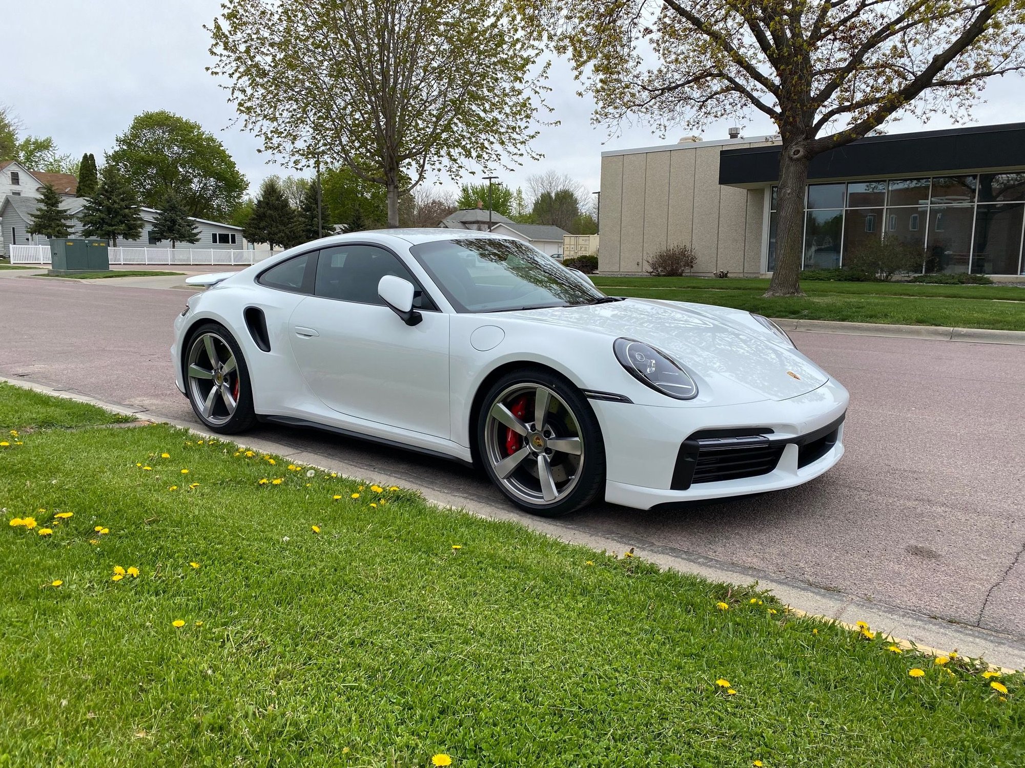 2021 Porsche 911 - FS 2021 White 992 Turbo Coupe MINT - Used - VIN WP0AD2A98MS258343 - 2,600 Miles - 6 cyl - AWD - Automatic - Coupe - White - Excelsior, MN 55331, United States