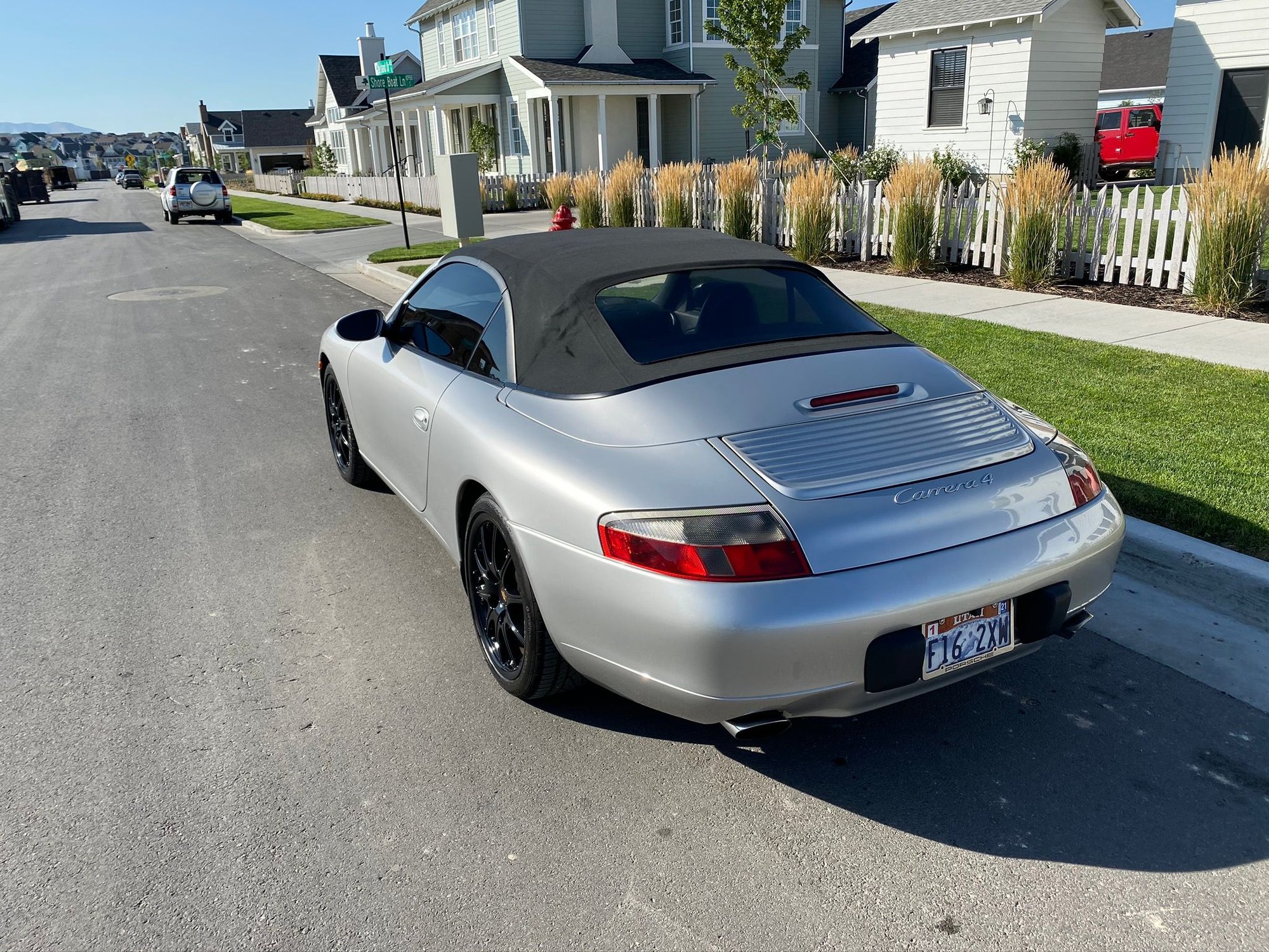 1999 Porsche 911 - 1999 Porsche 911 C4 Cabriolet Tiptronic - Used - VIN WP0CA2999XS654744 - 101,338 Miles - 6 cyl - 4WD - Automatic - Convertible - Silver - South Jordan, UT 84009, United States