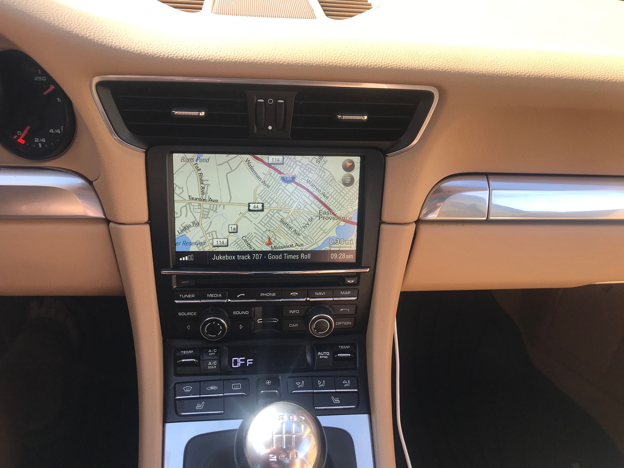 2016 Porsche 911 - 2016 Porsche Carrera 4 (C4) - Used - VIN WP0AA2A96GS106381 - 33,300 Miles - 6 cyl - AWD - Manual - Coupe - Black - North Kingstown, RI 02852, United States