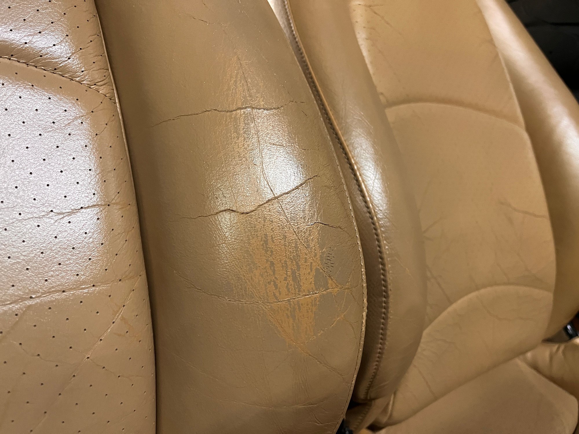 Interior/Upholstery - Porsche 993 front seats Cashmere tan 8way / 8way - Used - 1995 to 1998 Porsche 911 - San Carlos, CA 94070, United States