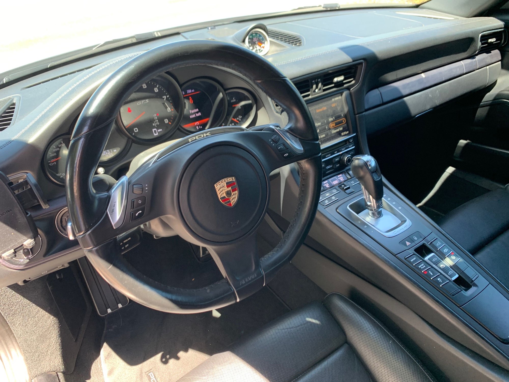 2015 Porsche 911 - 2015 Porsche 911 GTS Cabriolet - Used - VIN WP0CB2A94FS154367 - 28,550 Miles - 6 cyl - 2WD - Automatic - Convertible - Silver - Scottsdale, AZ 85254, United States