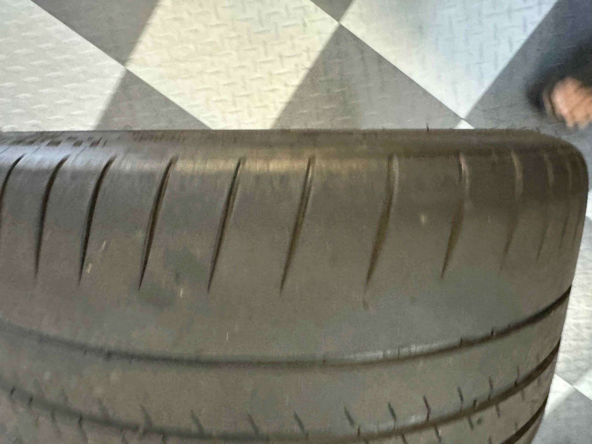 Wheels and Tires/Axles - 718 GT4 Stock Wheels and Tires ~1,500 miles excellent condition - Used - -1 to 2026  All Models - Los Gatos, CA 95032, United States