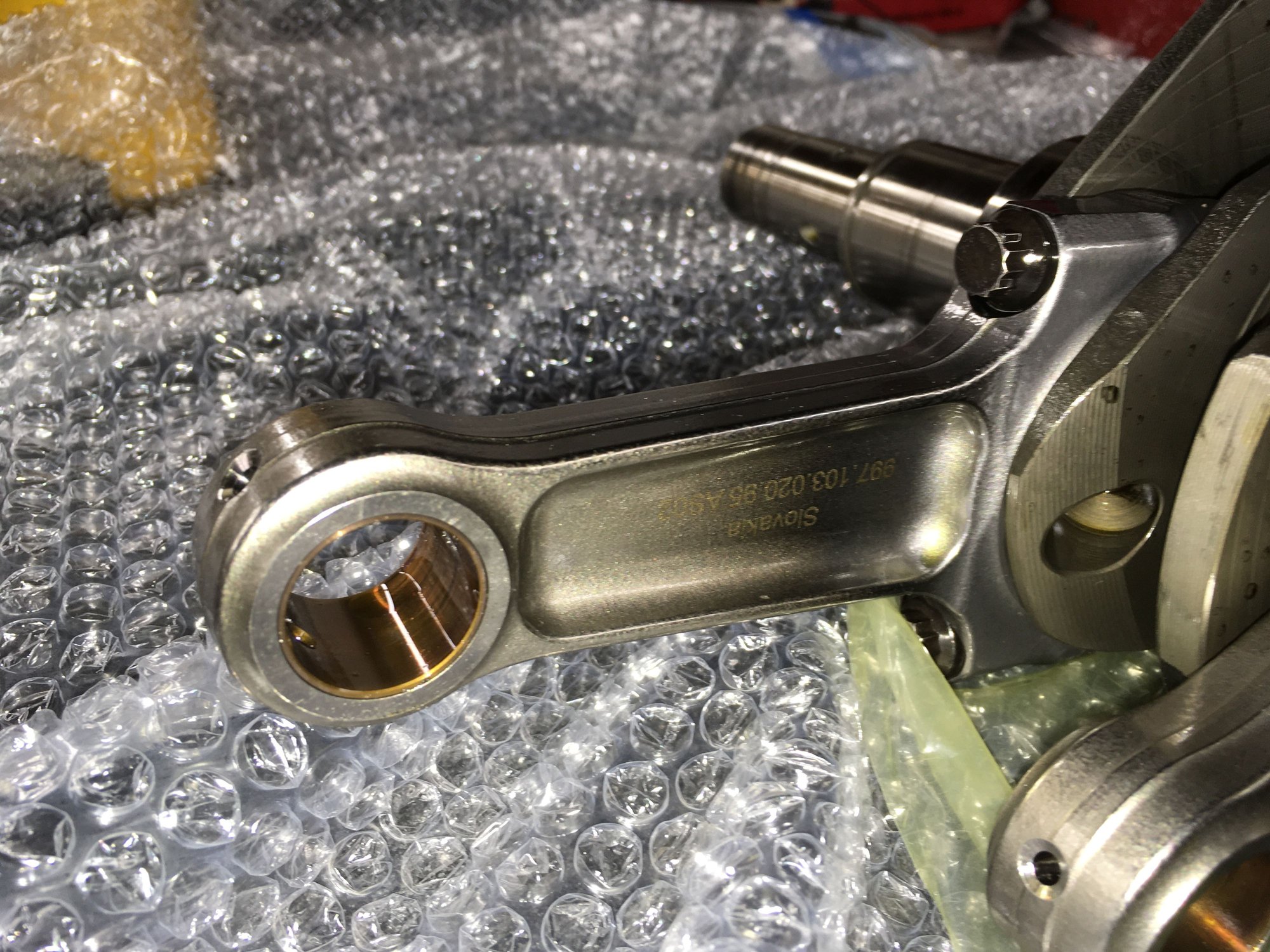 Engine - Internals - 997.2 GT3/RS/Cup (3.8L) crankshaft and connecting rods - Used - Jessup, MD 20794, United States